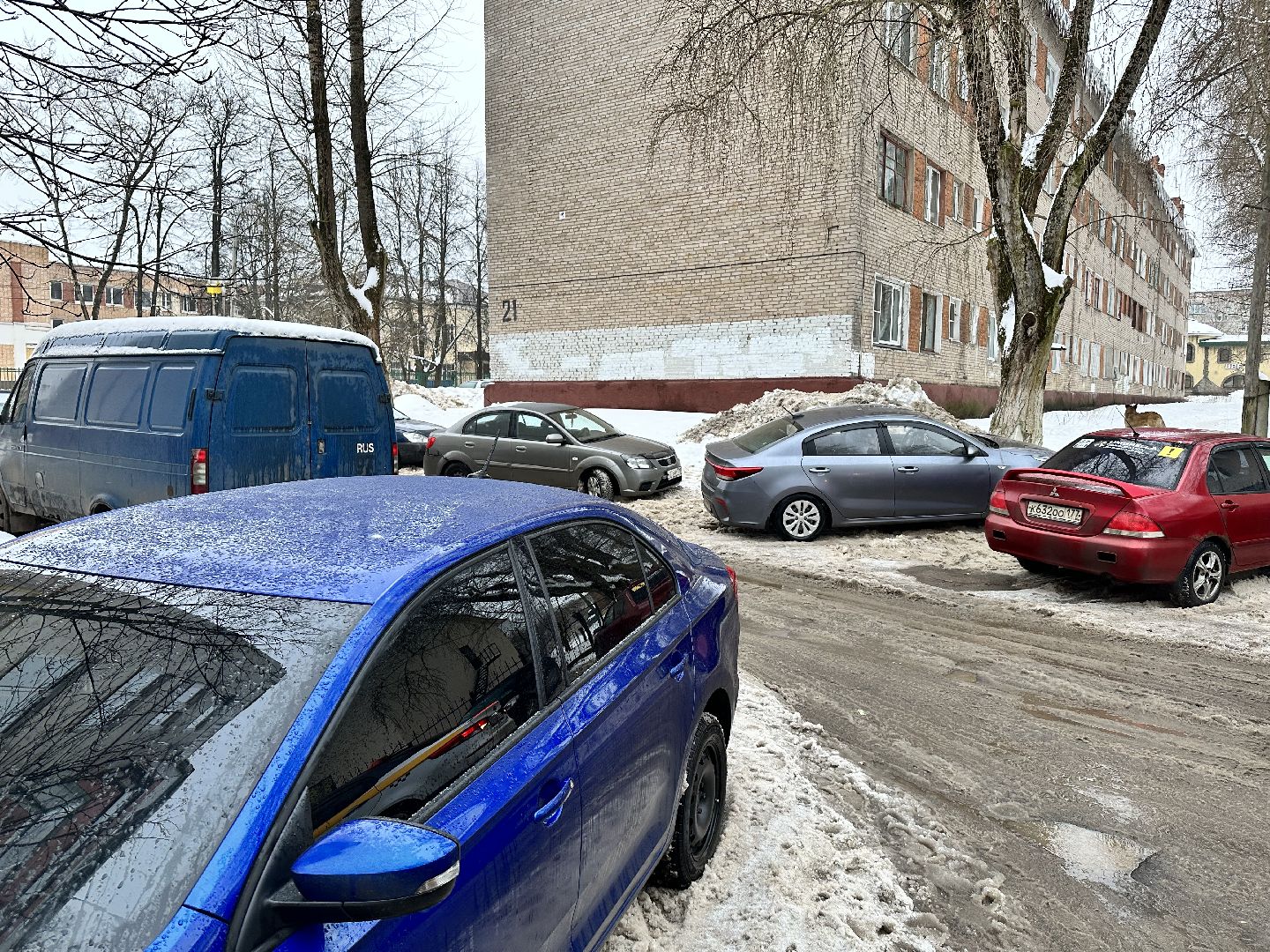 парковка у дома, администрация наро-фоминска,