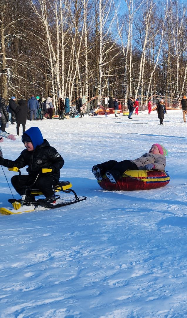 электросталь, парк, снежная горка, зима, зима 2024, зима в парках, зима в подмосковье, безопасность детей,