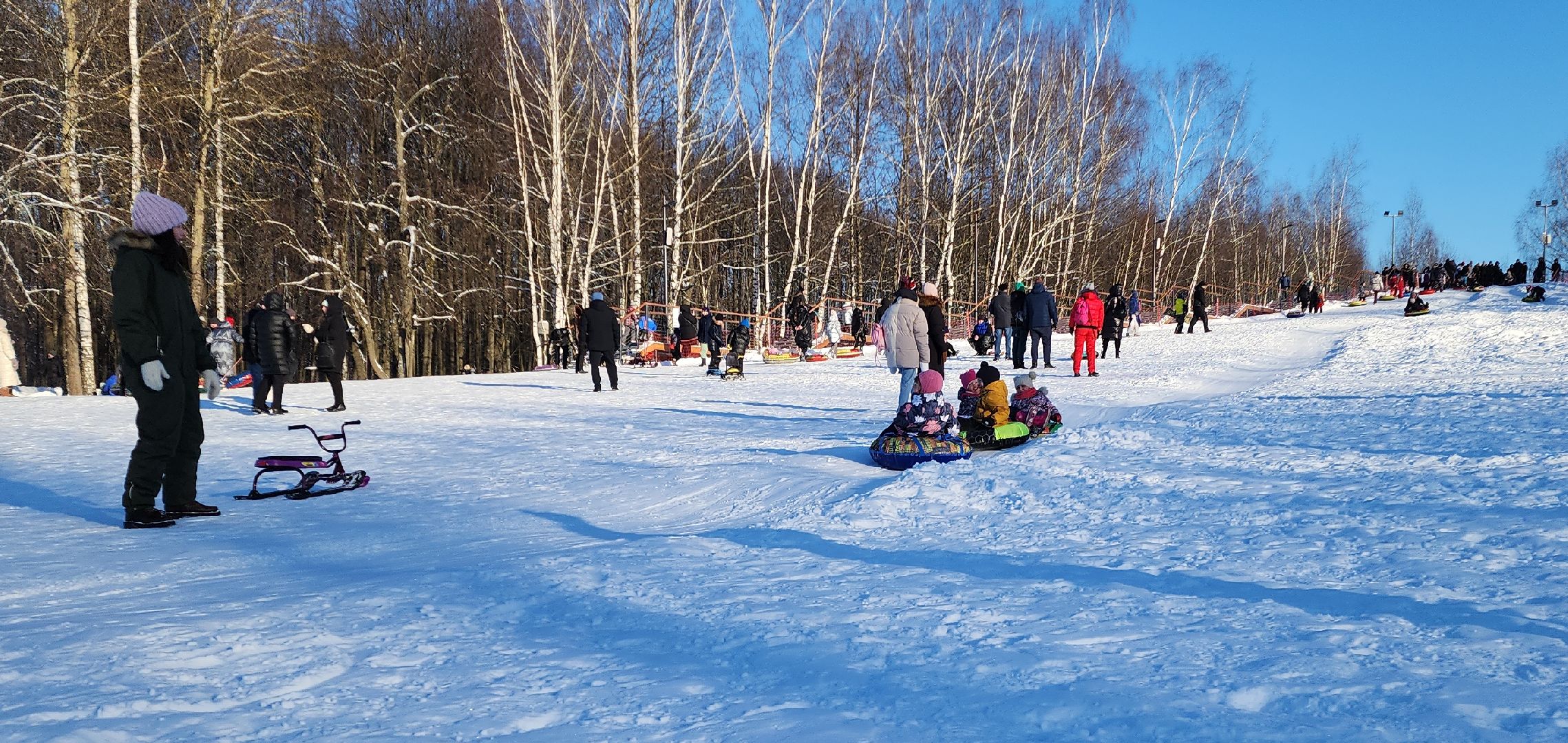 электросталь, парк, снежная горка, зима, зима 2024, зима в парках, зима в подмосковье, безопасность детей,