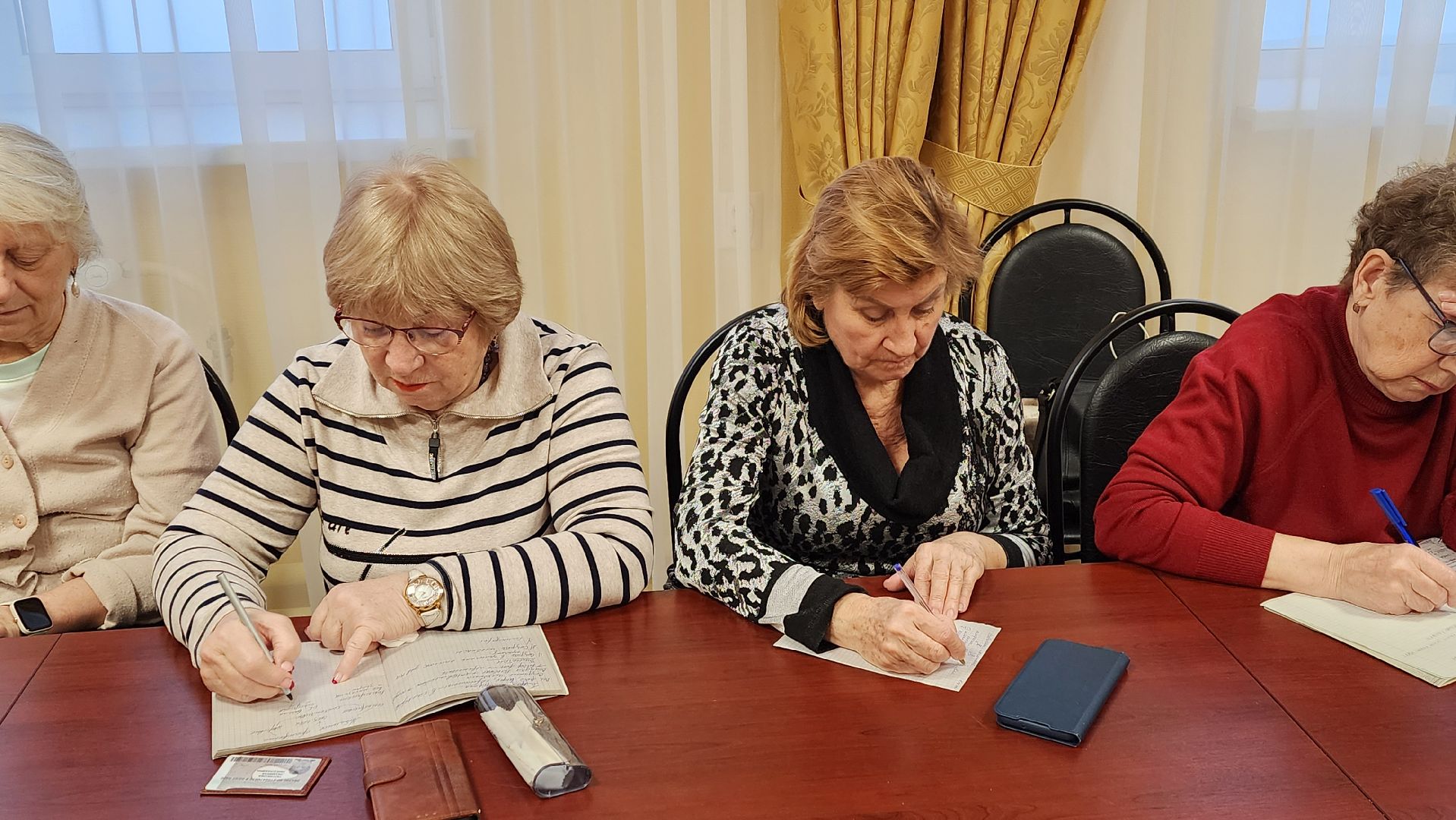 Солнечногорск, общество, пенсионеры, компьютерная грамотность, обучение,