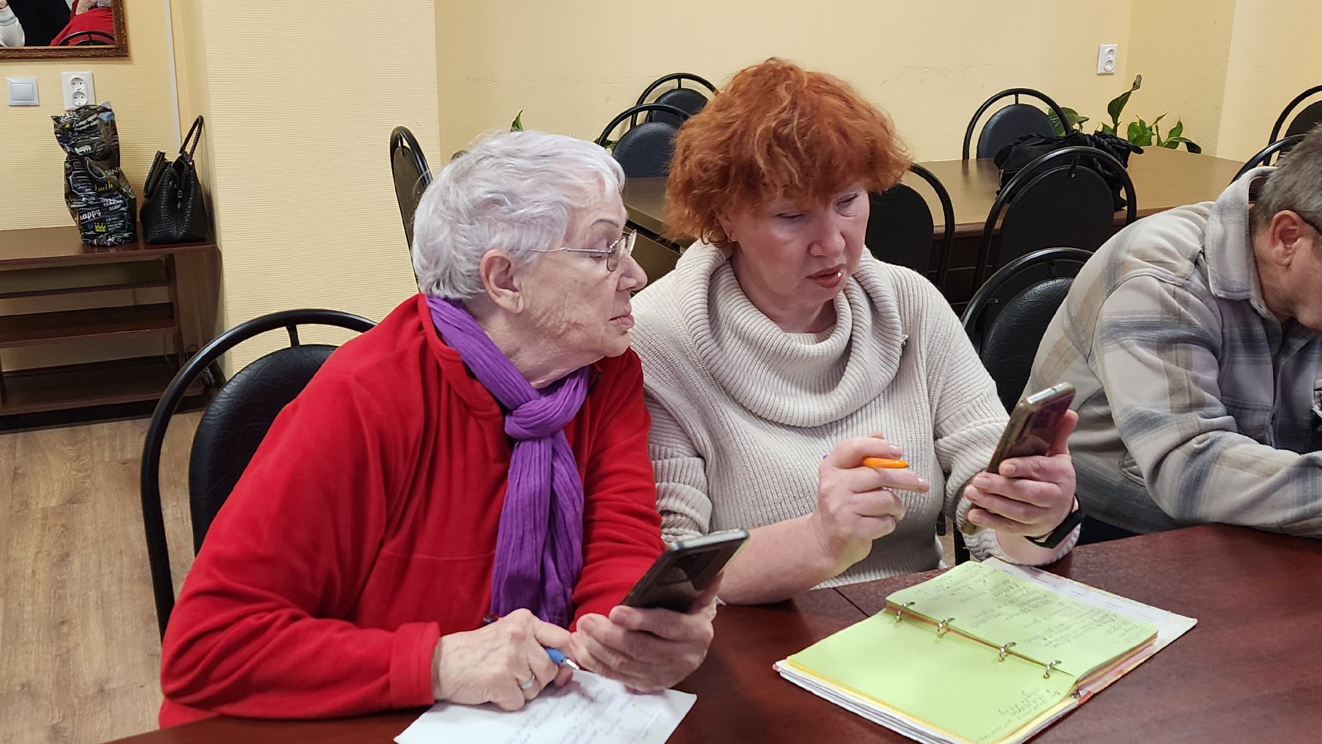 Солнечногорск, общество, пенсионеры, компьютерная грамотность, обучение,