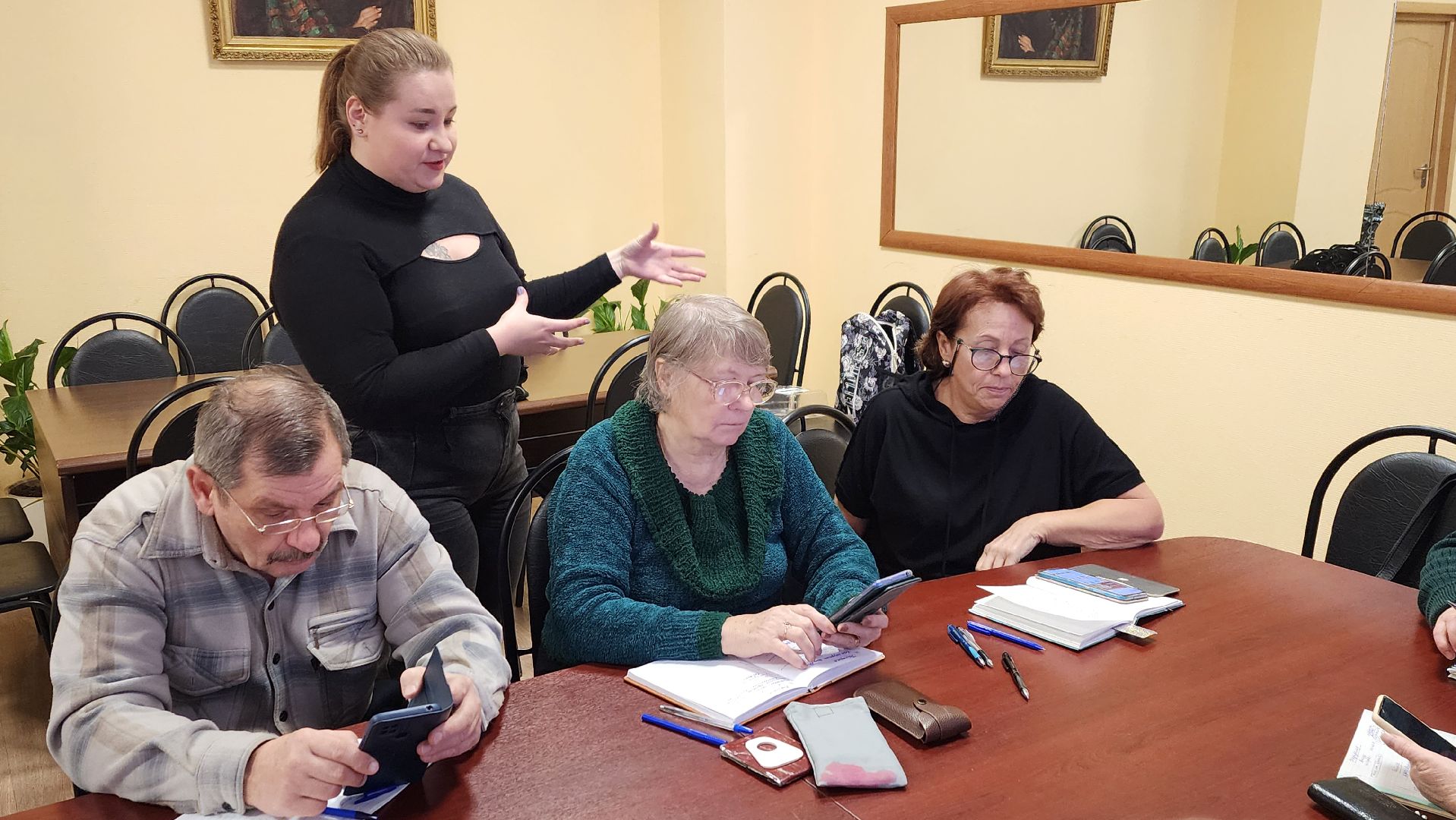 Солнечногорск, общество, пенсионеры, компьютерная грамотность, обучение,