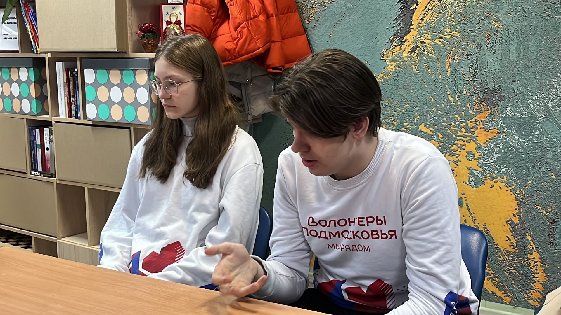 волонтерский центр, волонтеры, терроризм, терроризму нет, беседа,