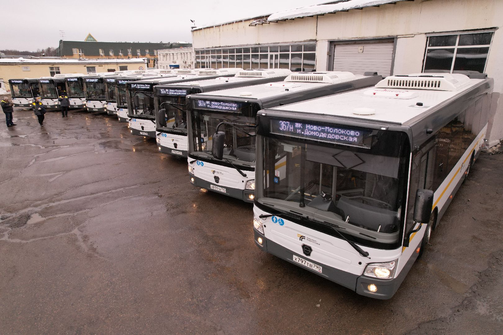 видео с коптера, автобус,