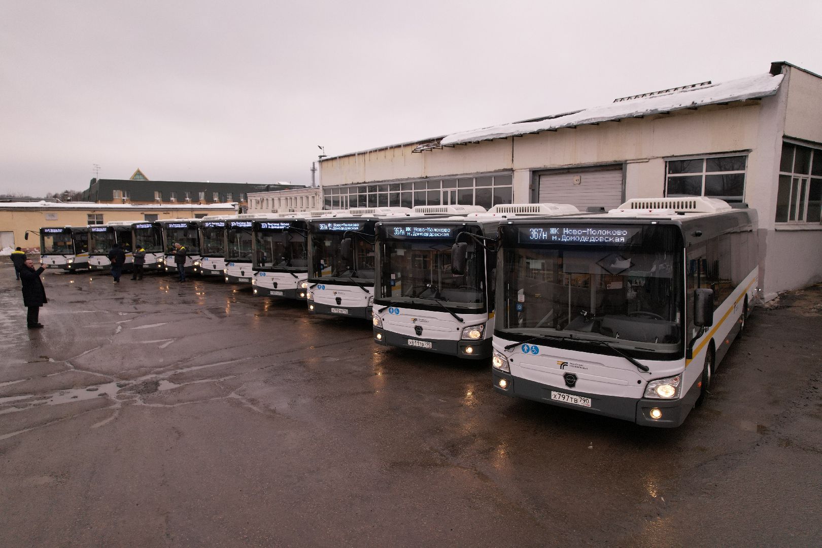 видео с коптера, автобус,