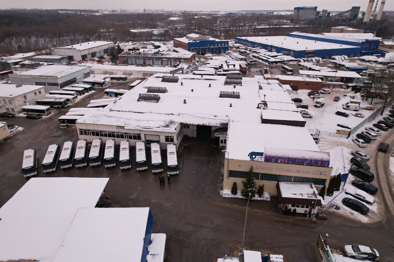 видео с коптера, автобус,