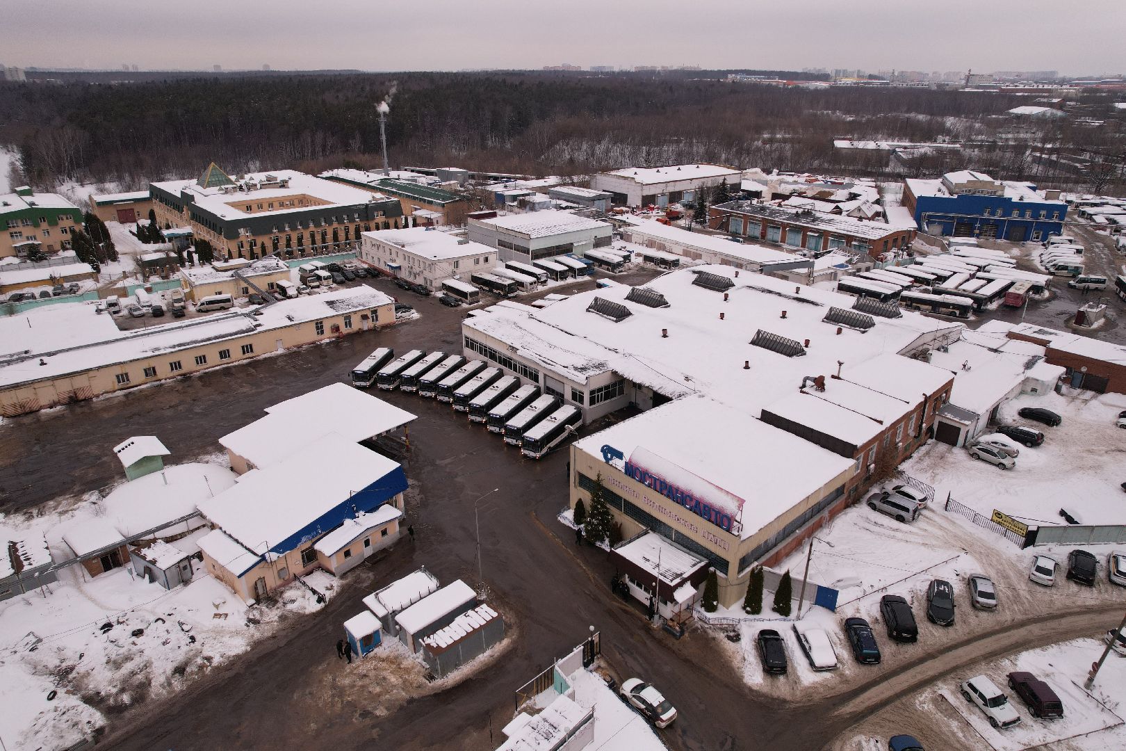 видео с коптера, автобус,