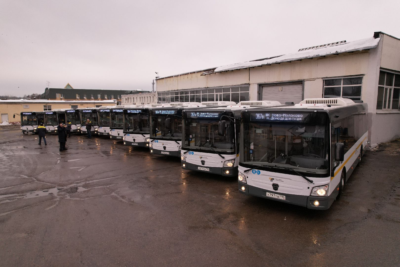 видео с коптера, автобус,