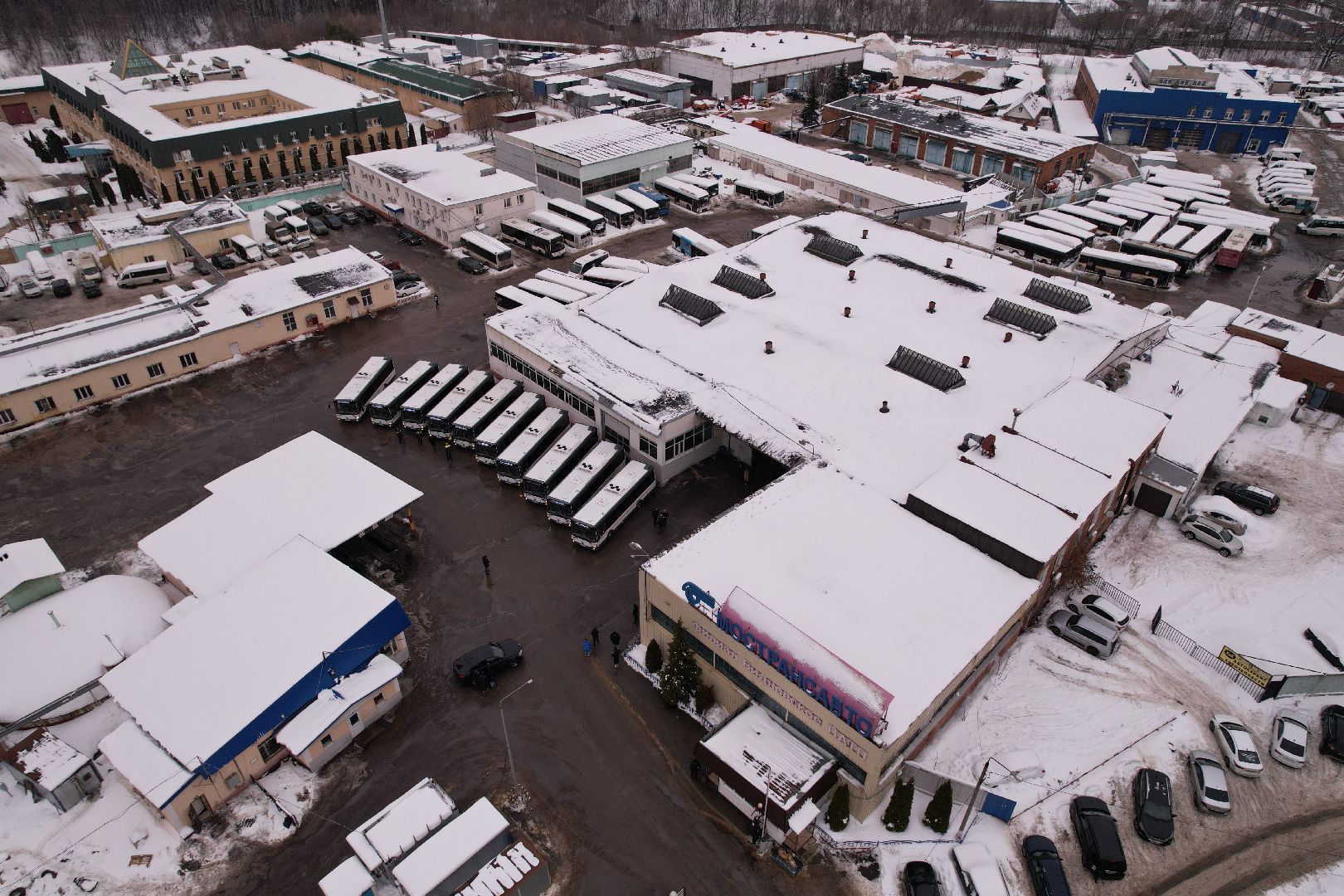 видео с коптера, автобус,