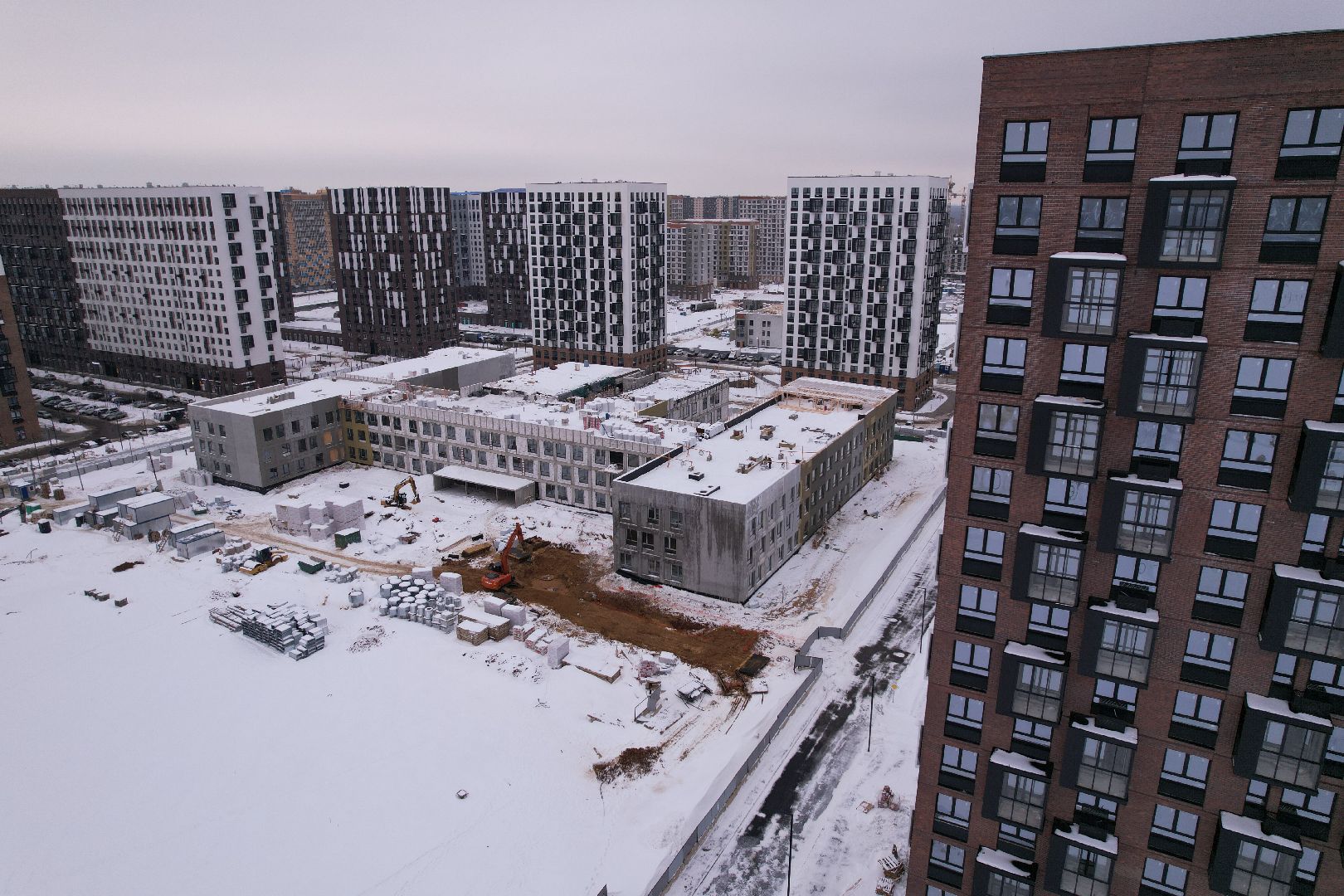 видео с коптера, школа,