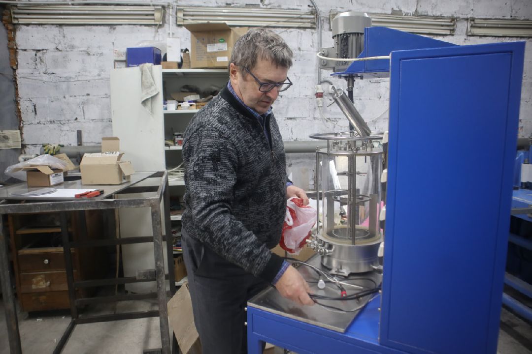 Пущино, биология, производство,