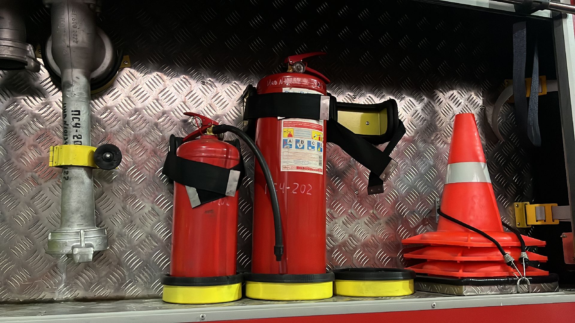 пожарные, пожарные автомобили, волонтеры, экскурсия,