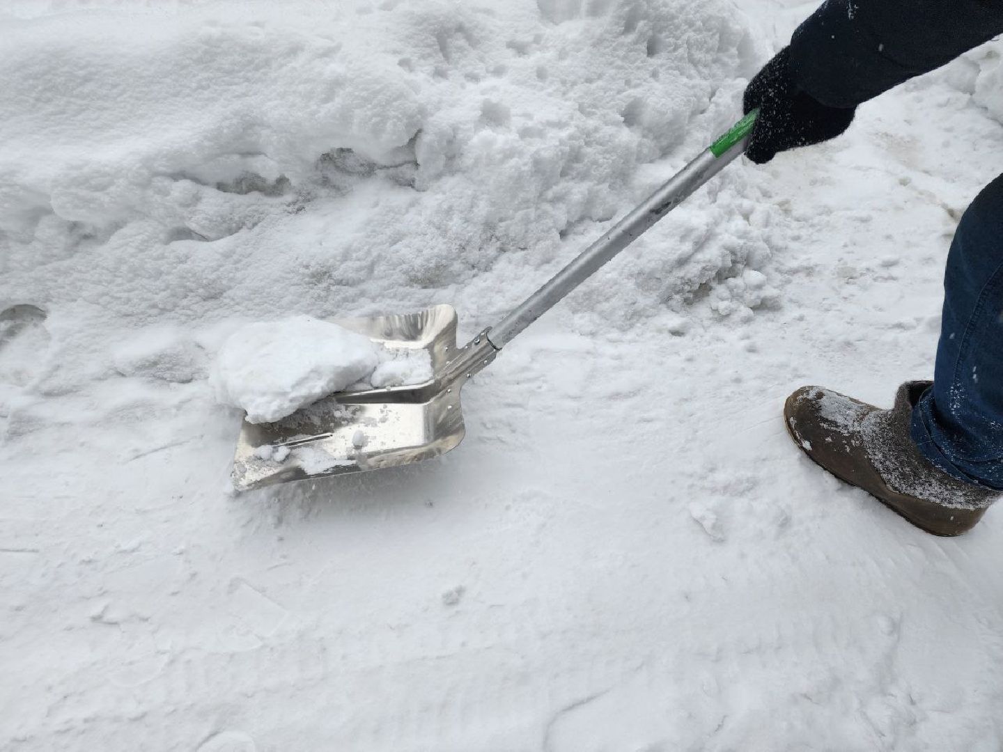 Солнечногорск, Уборка снега, Снегопад, Жители, Лопаты,