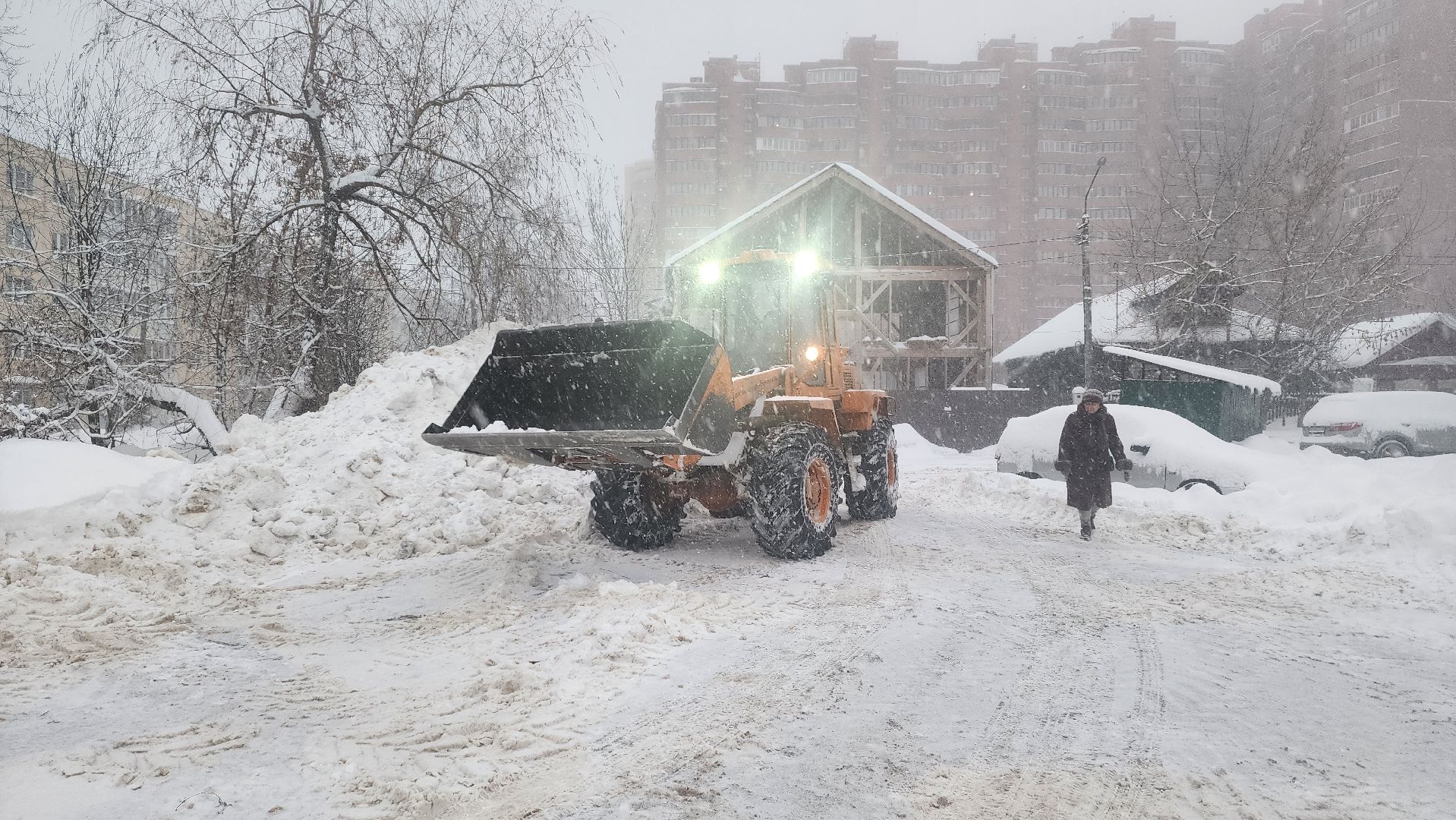 Подмосковье, Городской округ Пушкинский, циклон ольга, городское хозяйство ивантеевка, город это люди, общество, уборка снега,