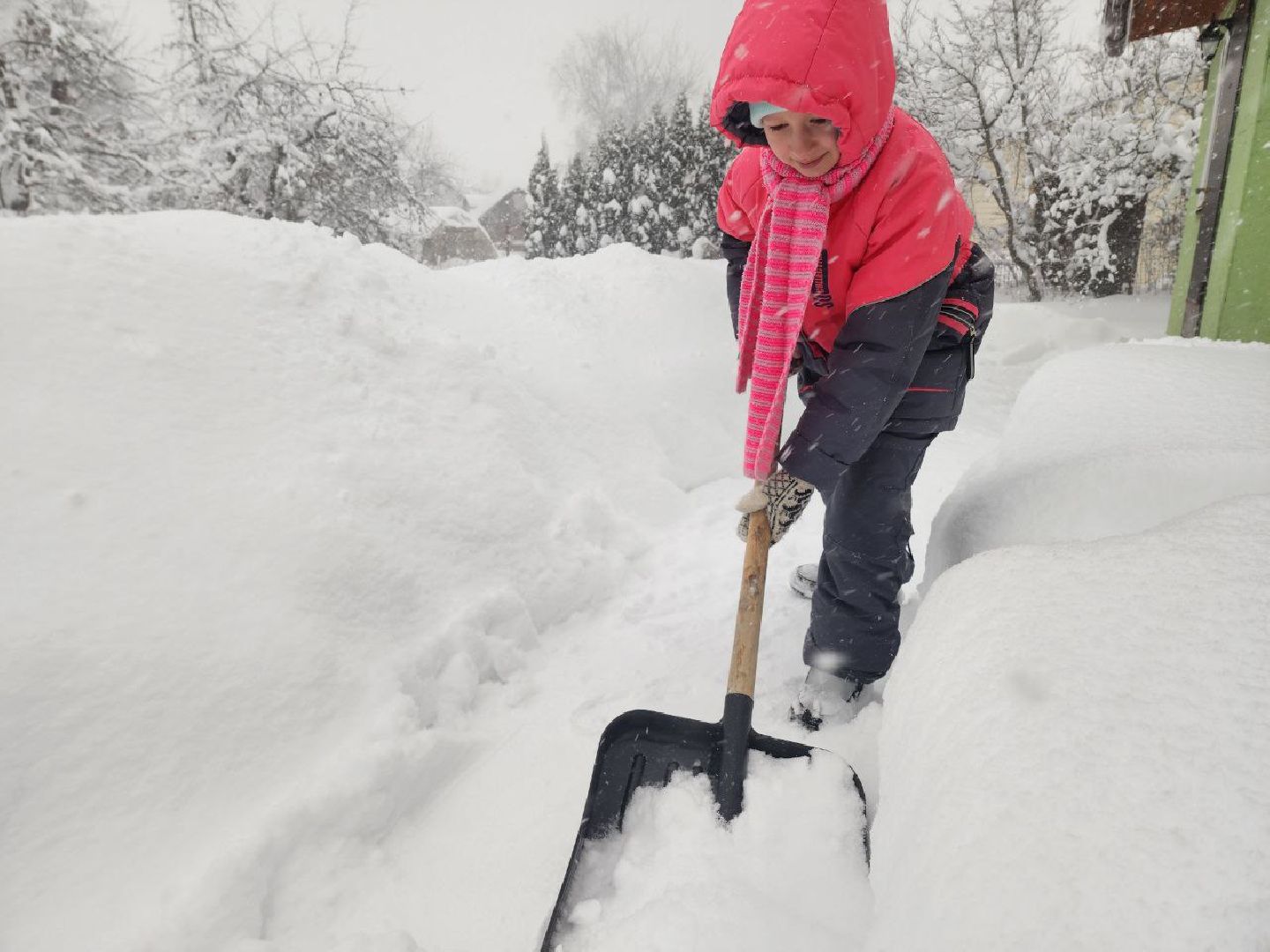 Солнечногорск, Снег, Уборка, Дети, Снегопад,