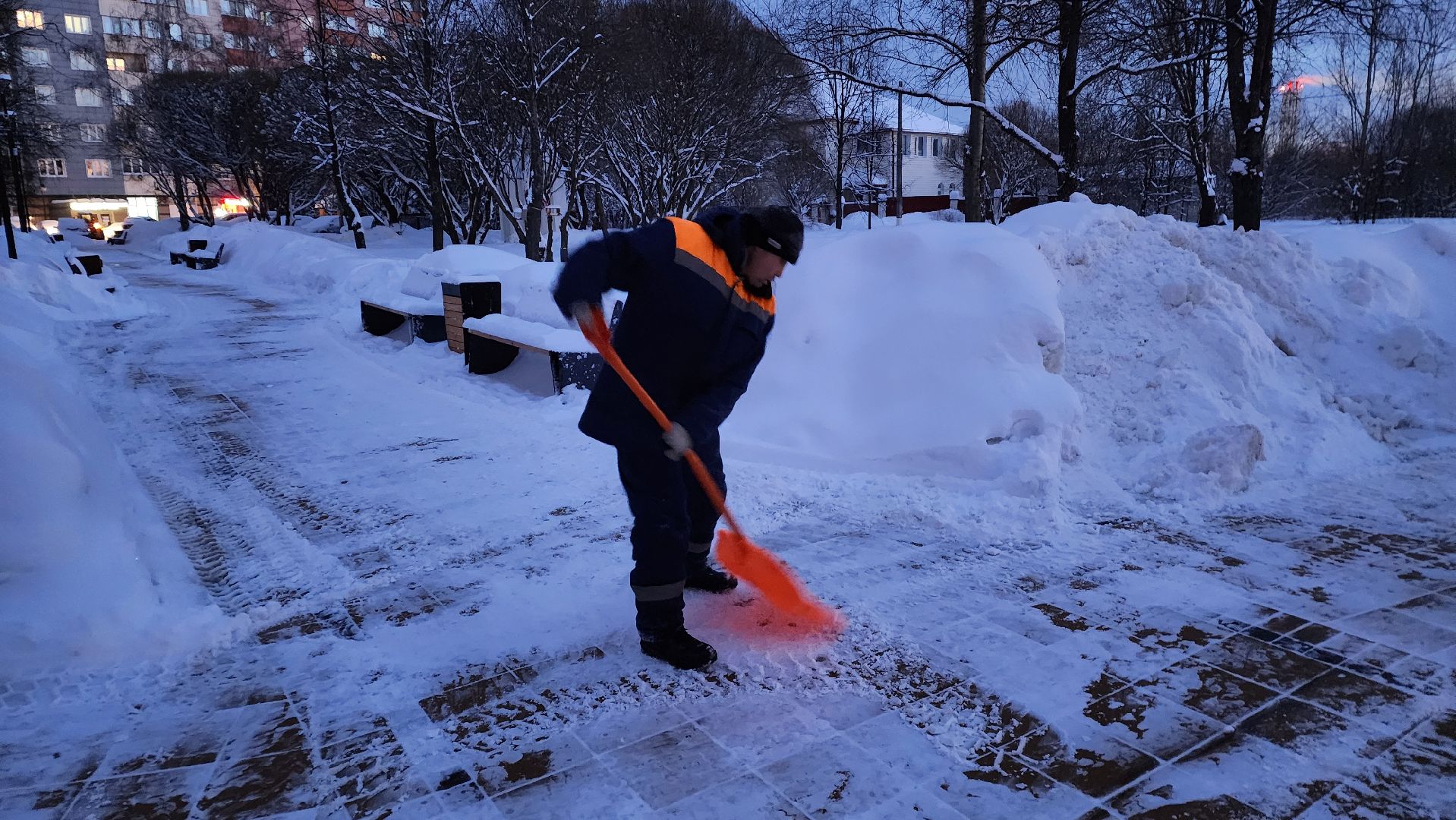 Подмосковье, Городской округ Пушкинский, Ивантеевка, городское хозяйство ивантеевка, циклон ольга, снегопад, уборка снега, уборка общественных территорий,