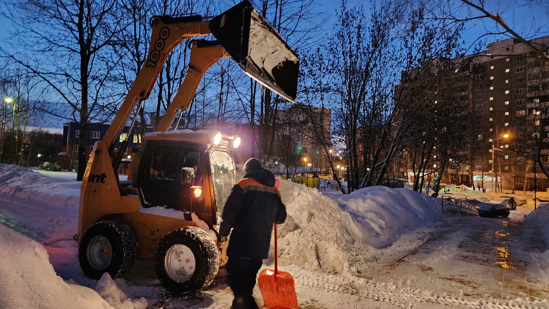 Подмосковье, Городской округ Пушкинский, Ивантеевка, городское хозяйство ивантеевка, циклон ольга, снегопад, уборка снега, уборка общественных территорий,