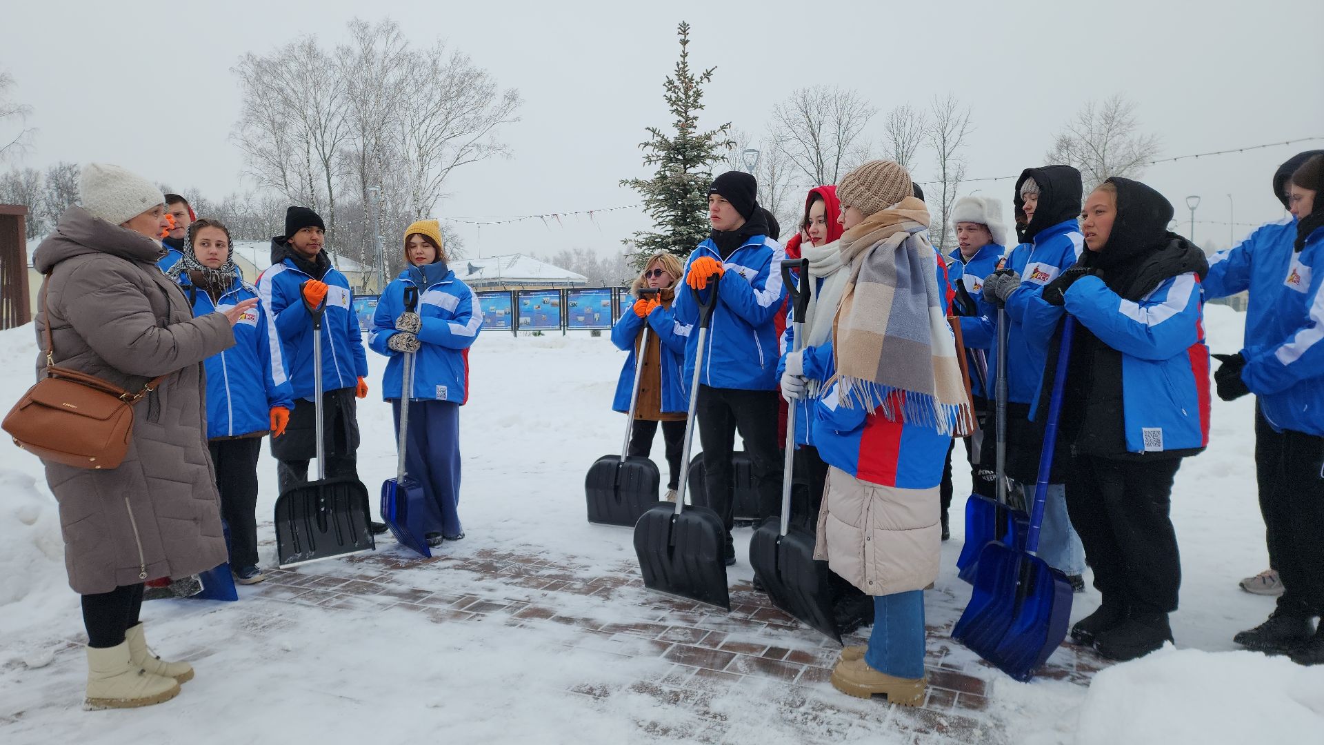 электросталь, мой город, волонтеры, волонтеры подмосковья, волонтерское движение, жкх, жкх подмосковья, уборка, уборка снега, уборка общественных территорий,