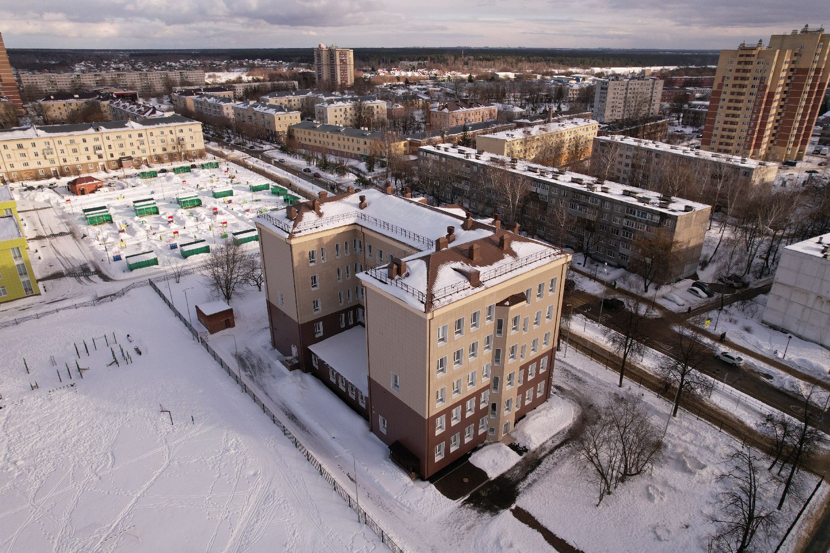 видео с коптера, школа,
