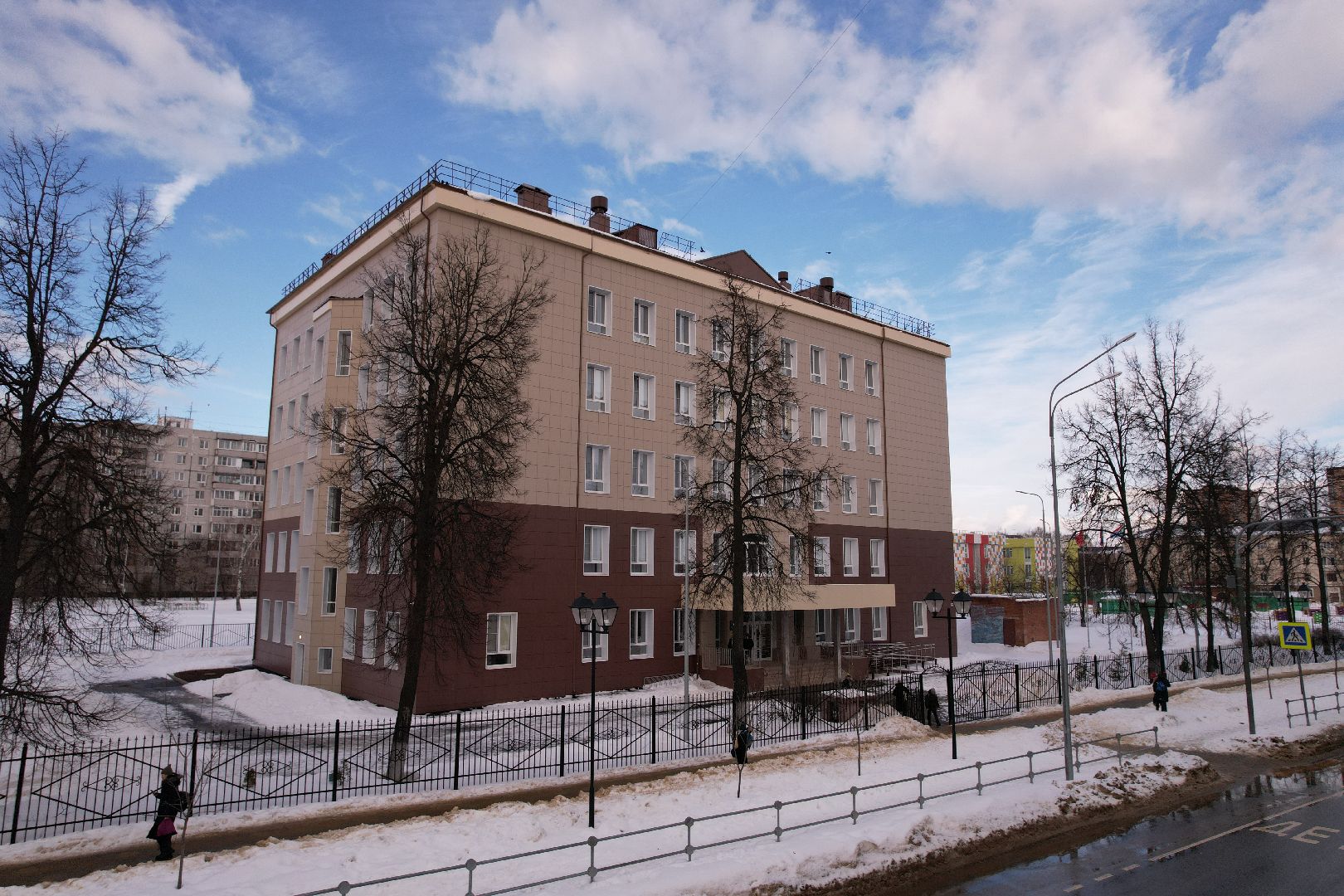 видео с коптера, школа,