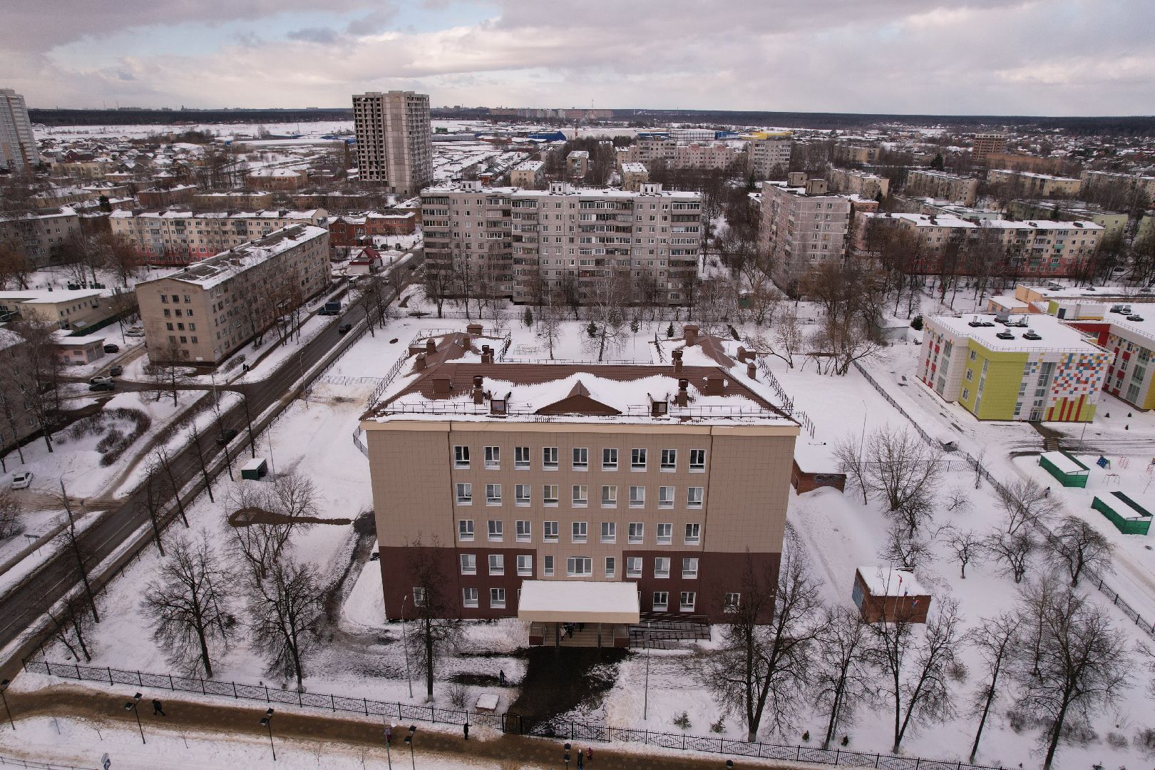 видео с коптера, школа,