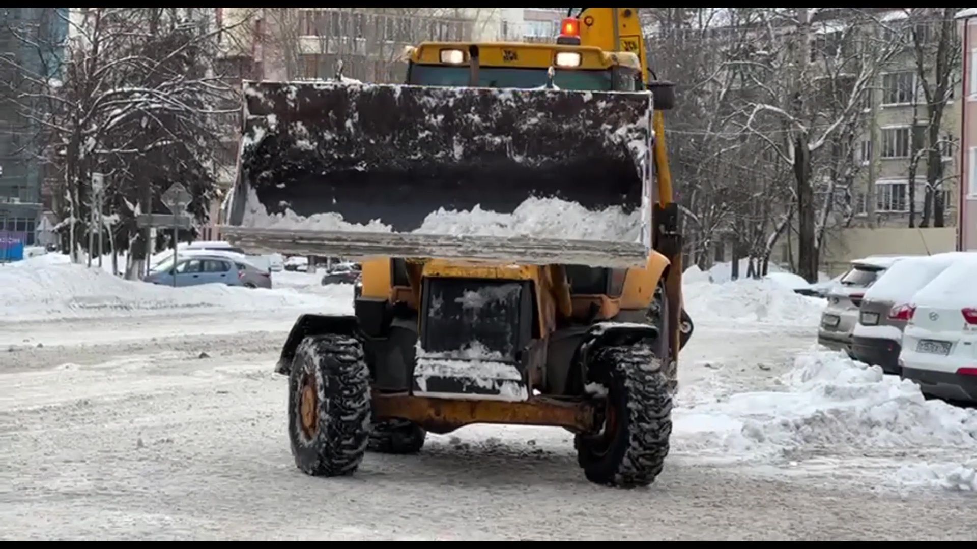 Реутов, ЖКХ, снегопад, Ольга, уборка, трактор, бобкэт, дворники,
