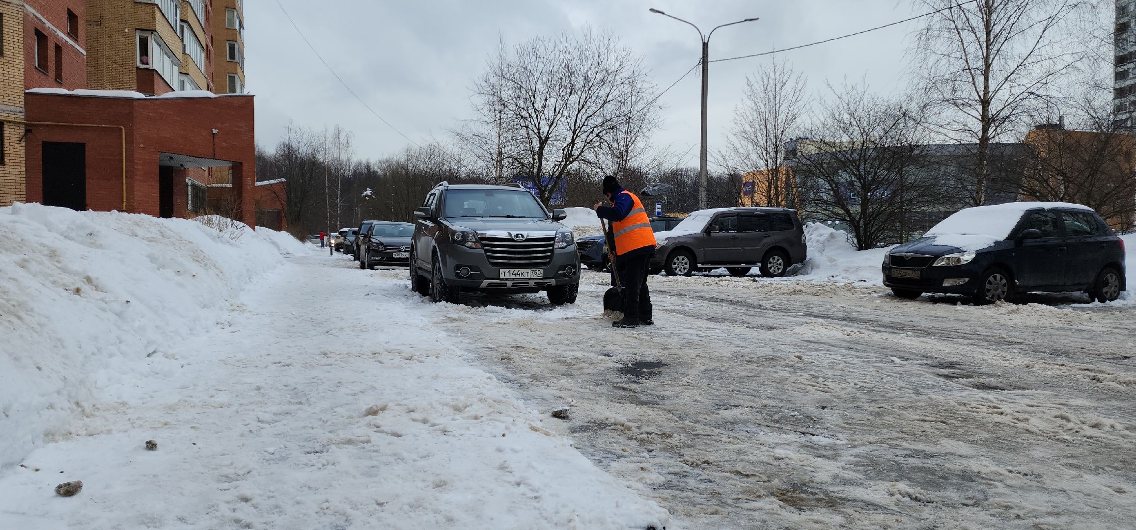 жкх, жкх подмосковья, электросталь, мой город, уборка, уборка дворов, уборка снега, уборка территорий, уборка улиц, снегопад, снегоуборочная техника, снегоуборочные машины, снегоуборка,