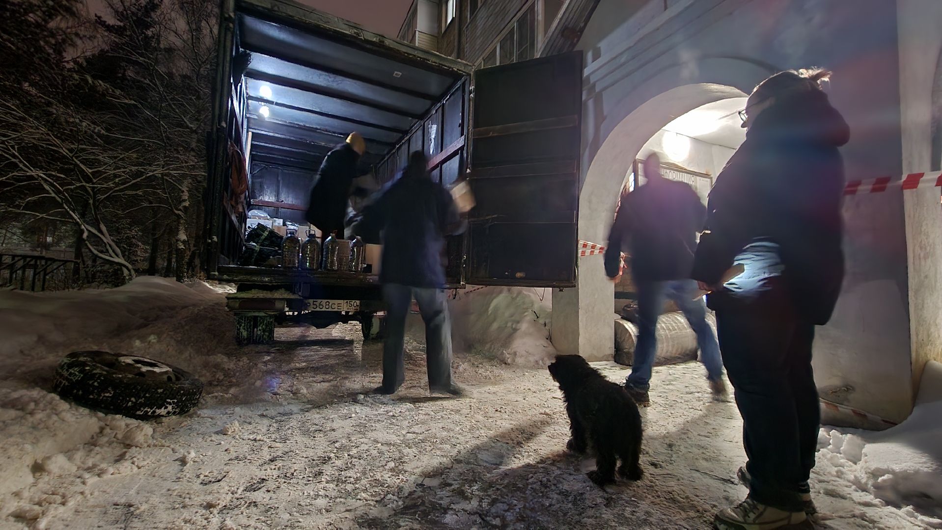 протвино, гуманитарная помощь, медикаменты, жители, мужчины,