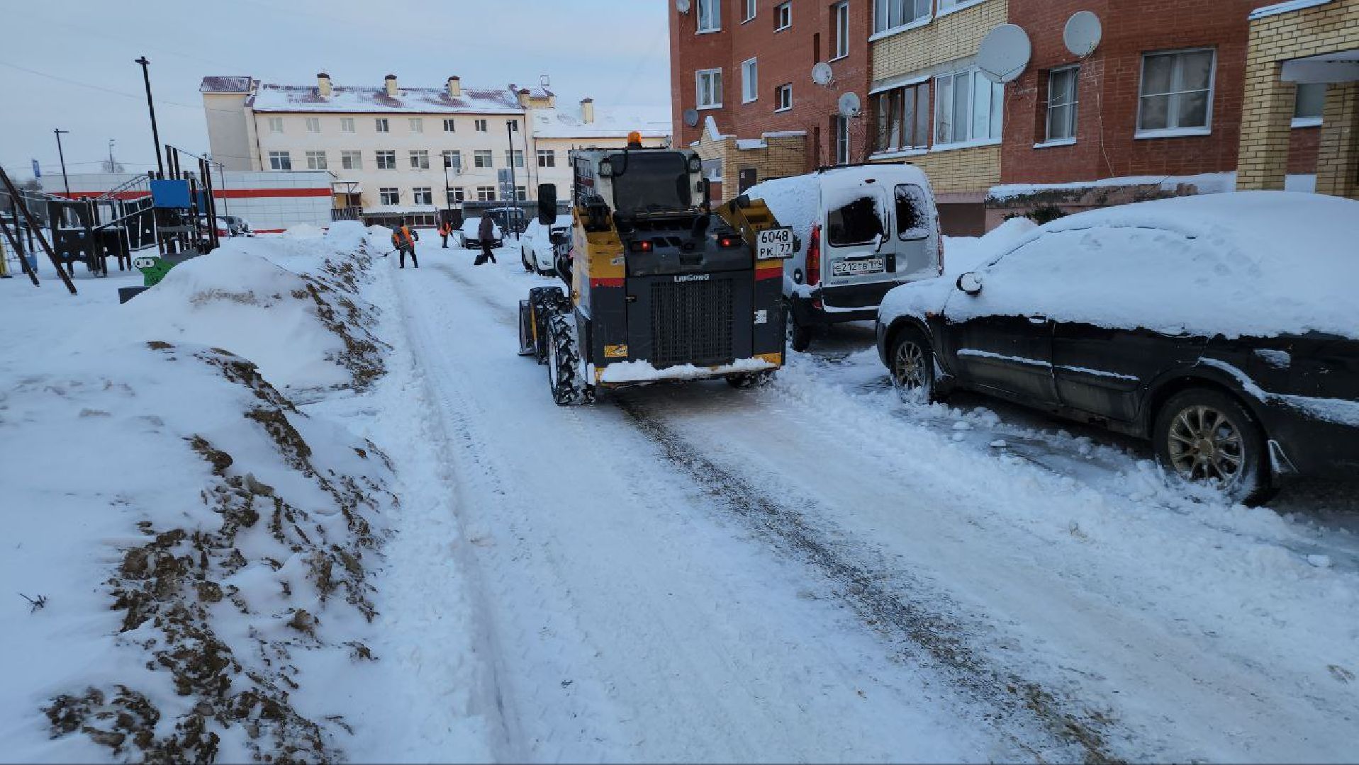 Серебряные Пруды, Циклон Ольга, снегопад, дворы, дороги,