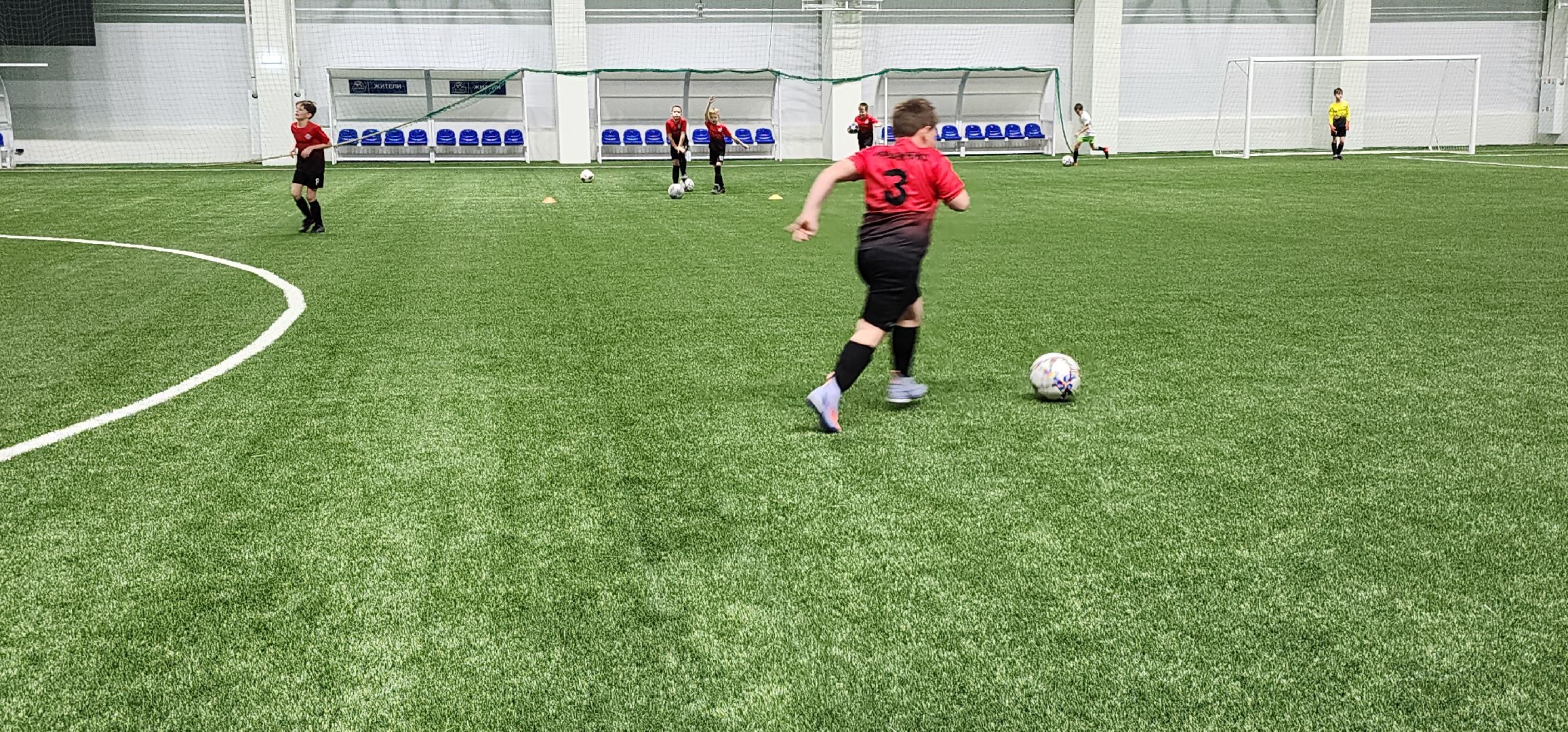 новый футбольный манеж, спорт, Минспорт, Домодедово, первая тренировка,