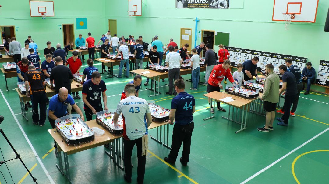 Реутов, спорт, настольный хоккей, чемпионат России, нападающий, игрок