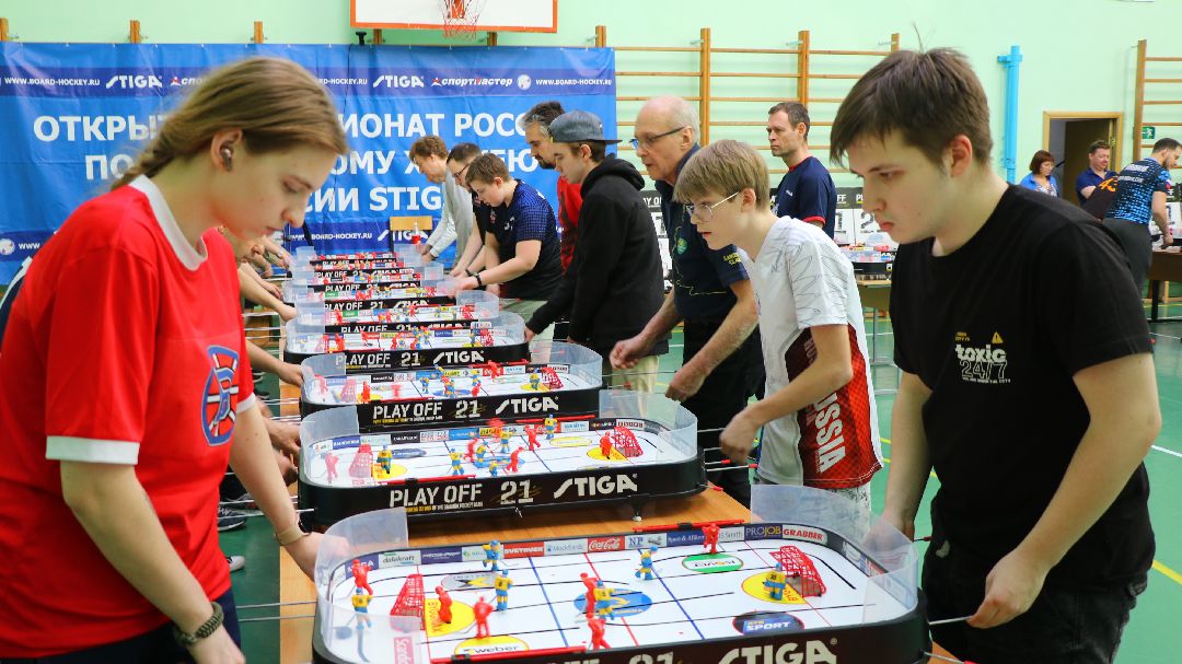 Реутов, спорт, настольный хоккей, чемпионат России, нападающий, игрок