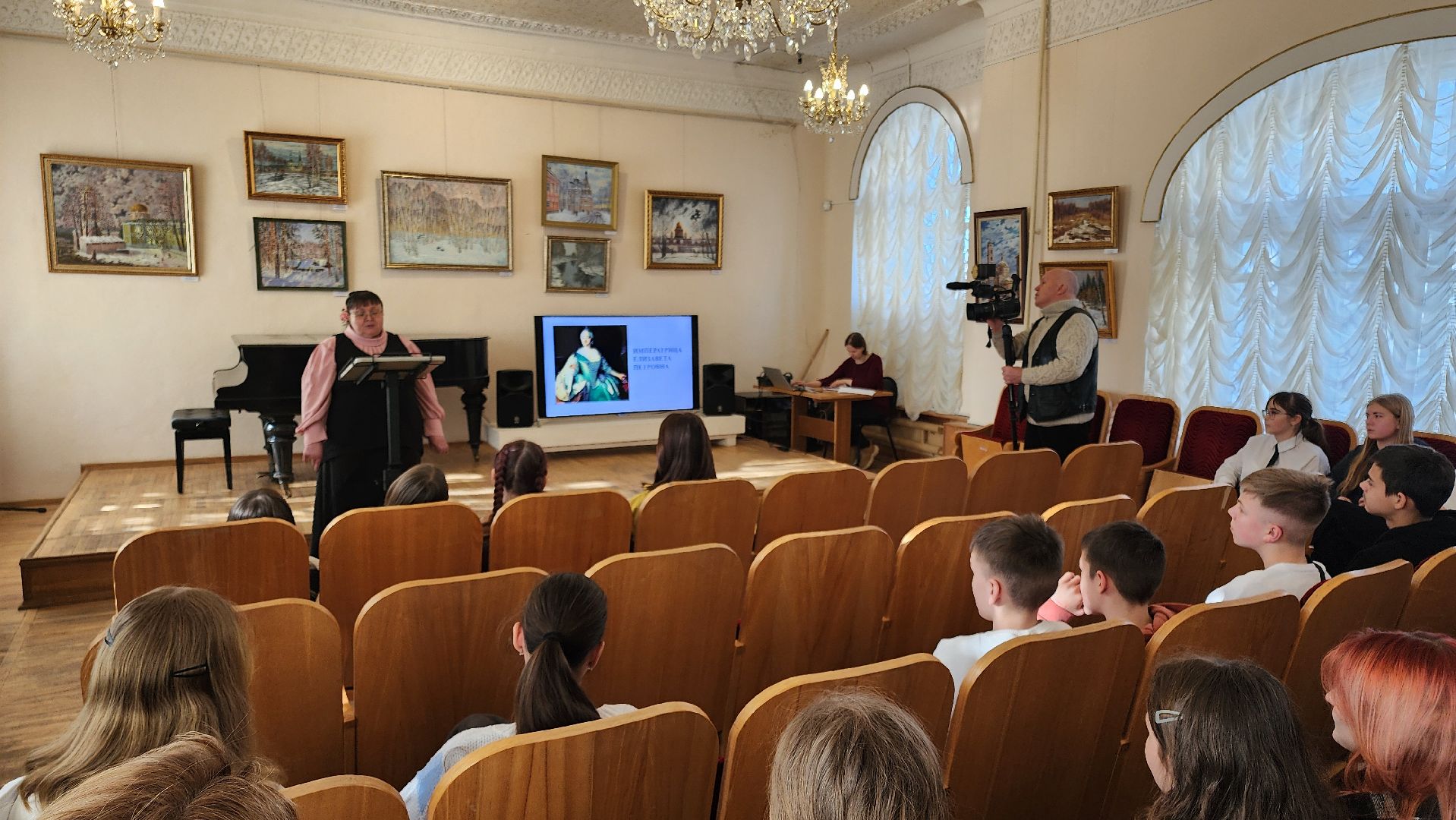 кашира, краеведческий музей, день науки, выставка, большое кропотово, биостанция, школьники, болотов, раткин, воронков,