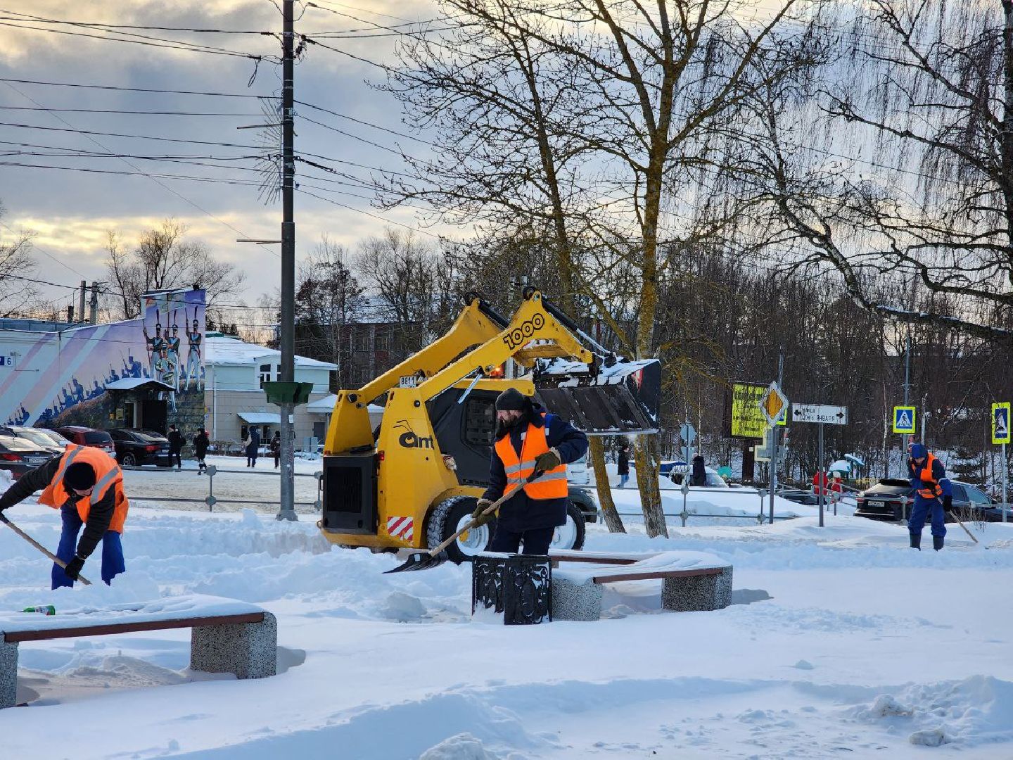 можайск, можайский городской округ, подмосковье, снег, циклон ольга, снегопад, уборка снега, техника, дворы, дороги, жители,