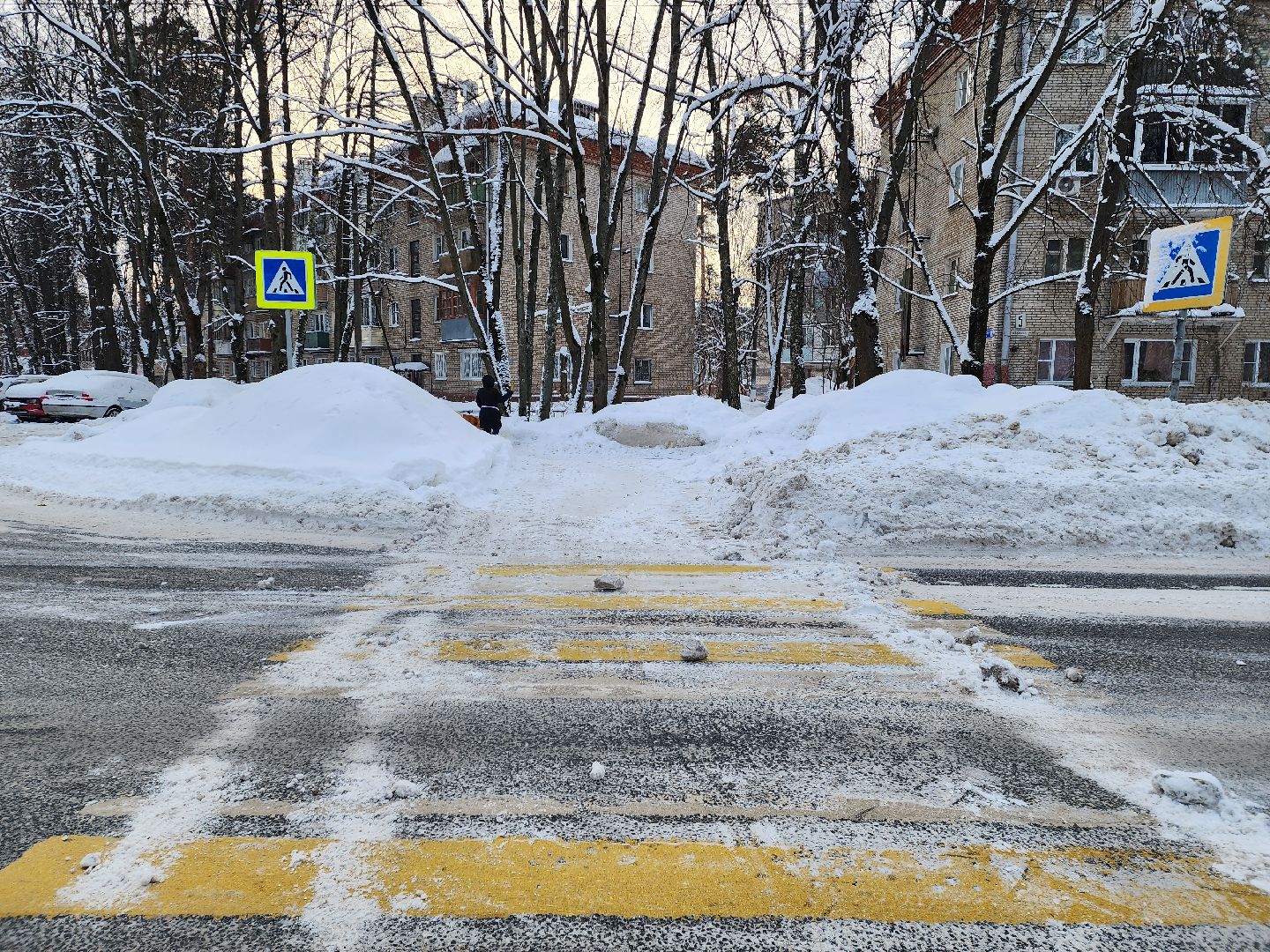 пушкино, снег, циклон ольга, уборка дворов, уборка снега,