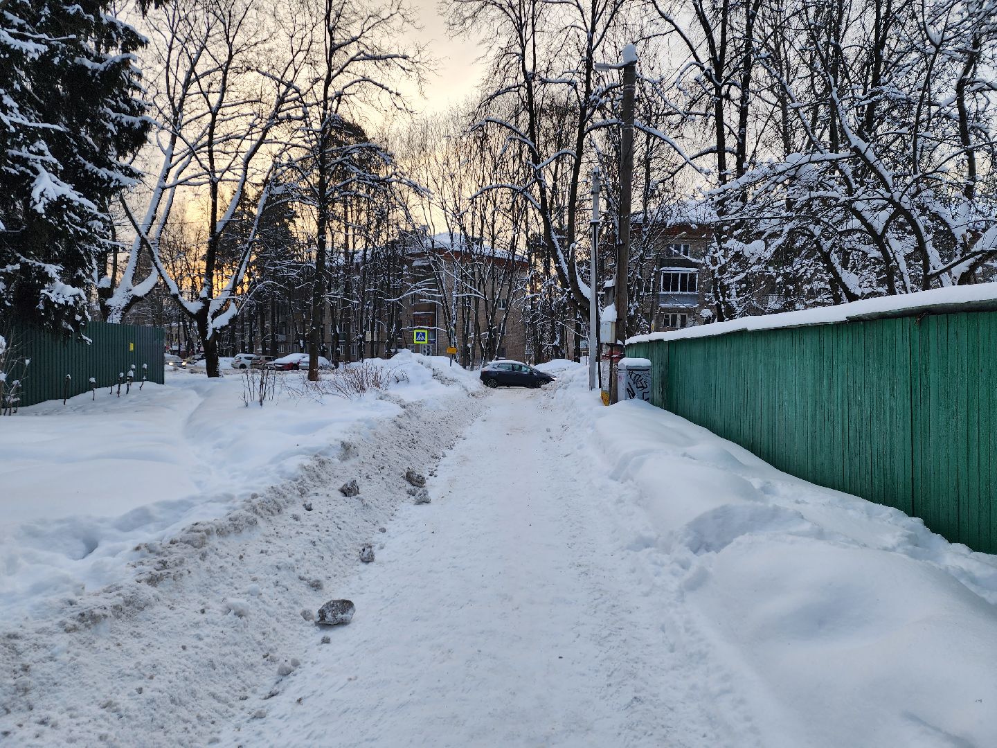 пушкино, снег, циклон ольга, уборка дворов, уборка снега,