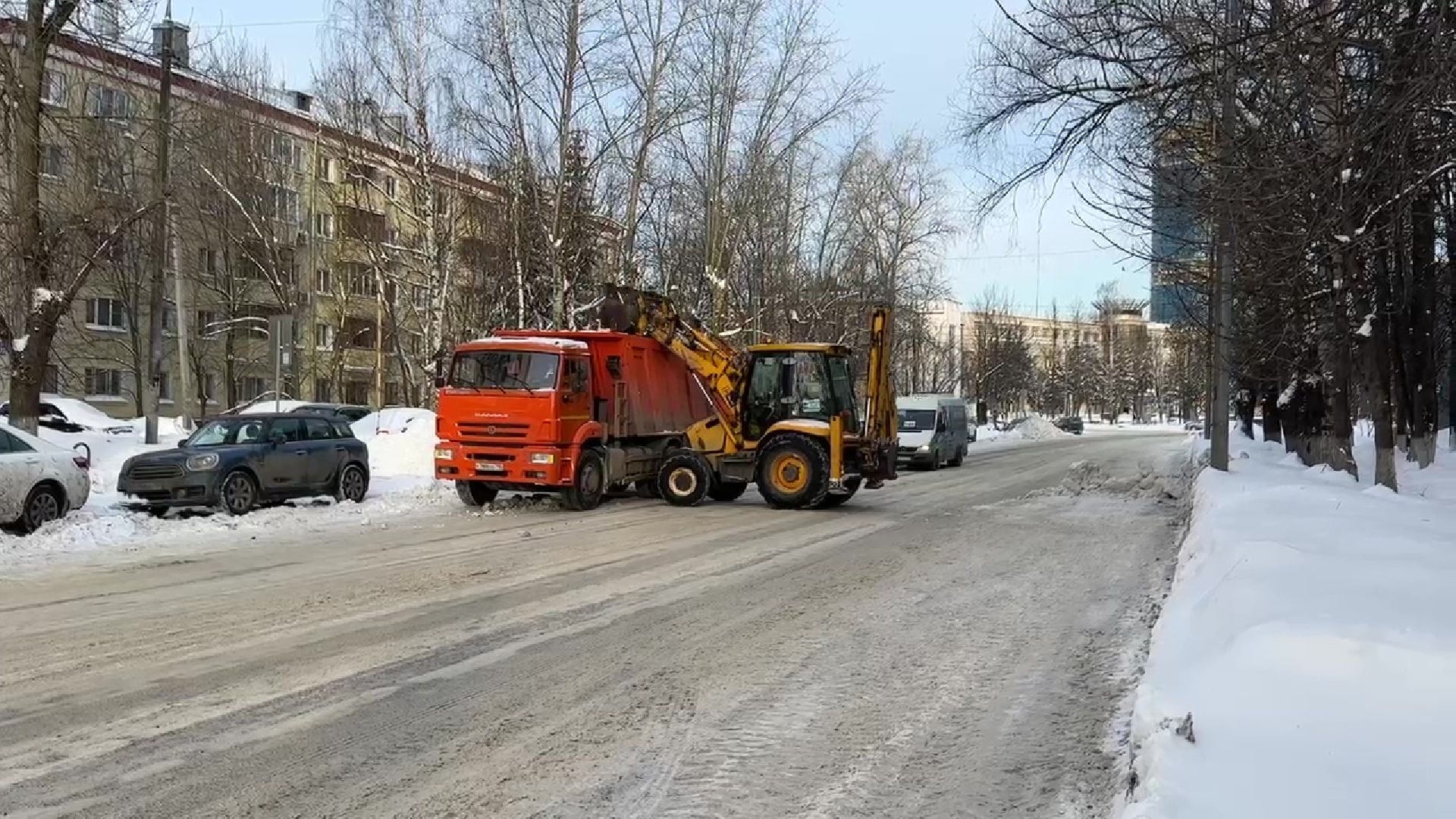 Реутов, ЖКХ, очистка гоода, снег, циклон ольга, вывоз снега,