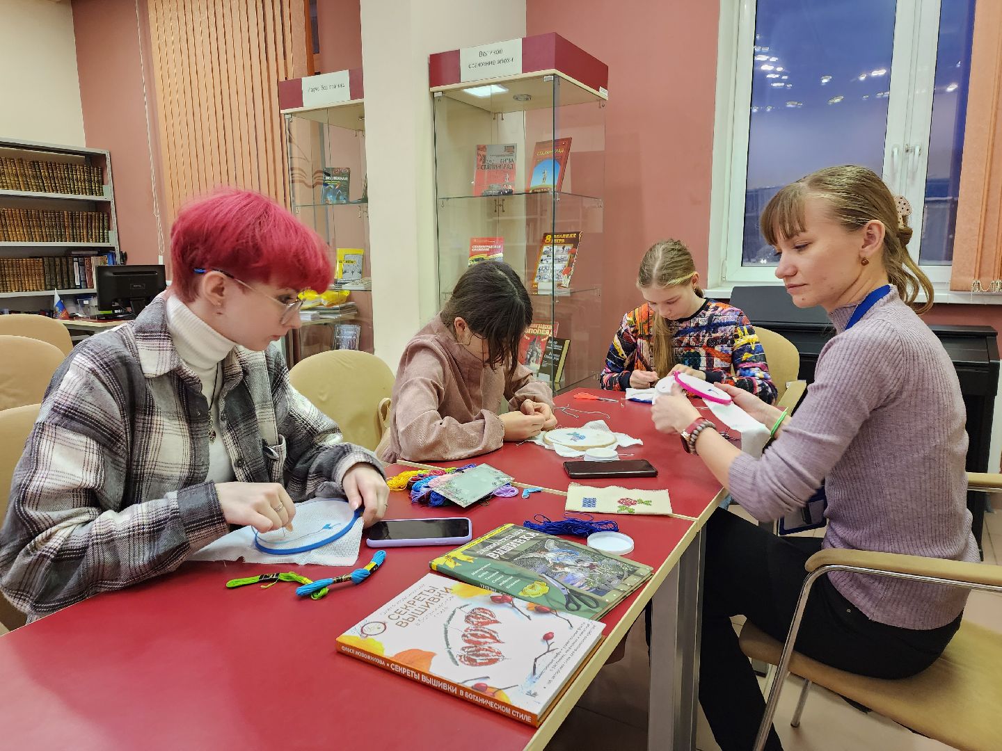 пушкино, вышивка, кружки, эксклюзив,