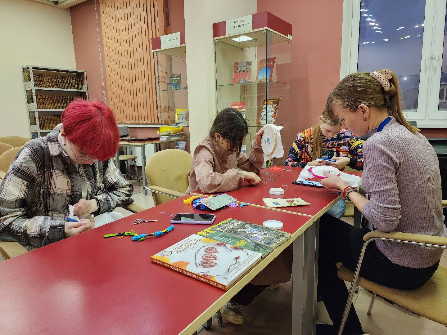 пушкино, вышивка, кружки, эксклюзив,