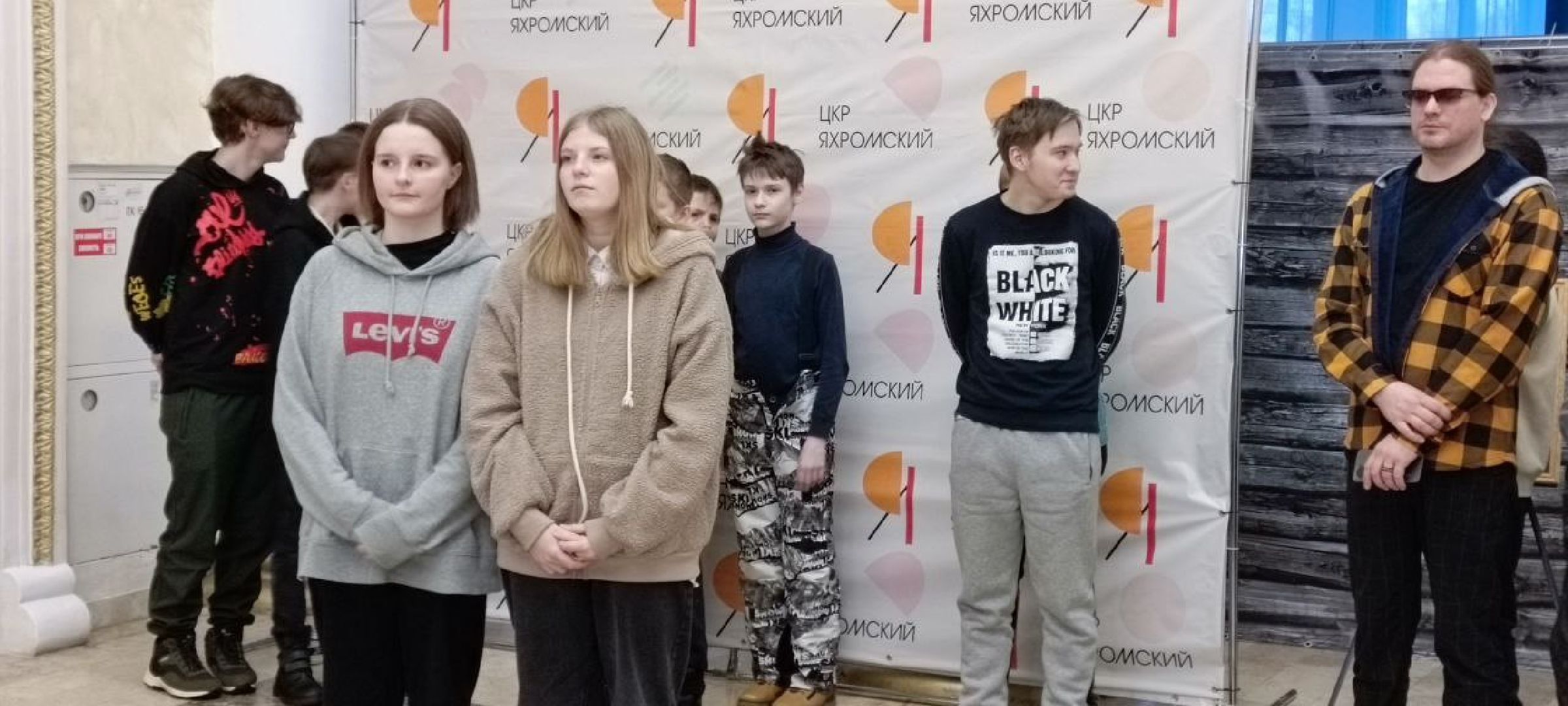 Дмитров, Центр культурного развития Яхромский, Выставка Новые герои Подмосковья,