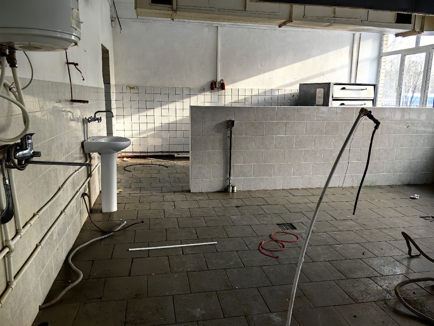 капремонт, школа, демонтажные работы, мебель,