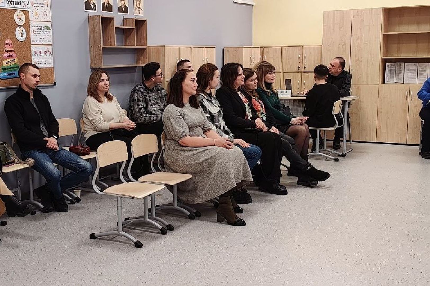 снег, уборка, горки, проезжая часть,