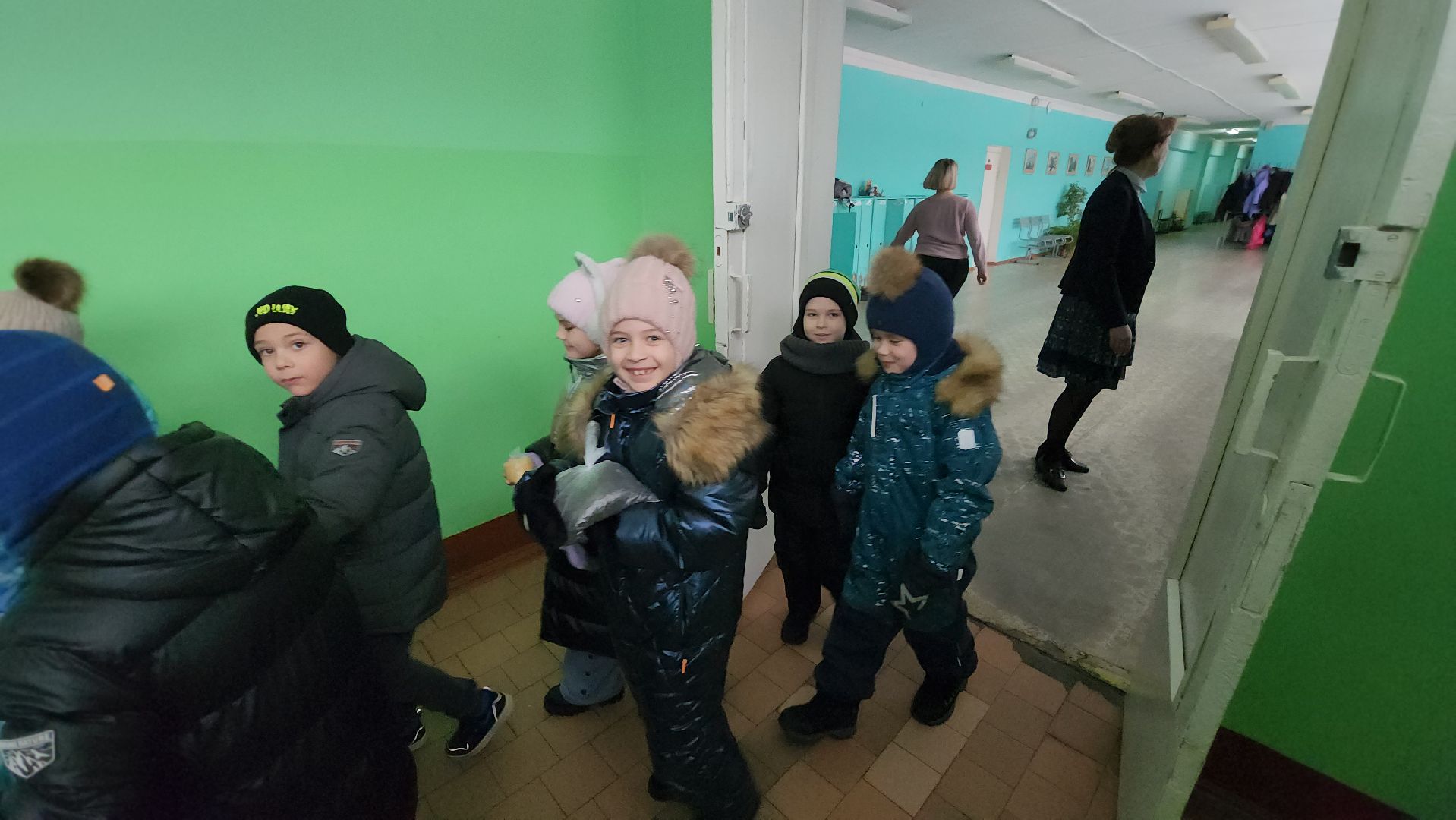 серпухов, гимназия №1, покормите птиц зимой, кормушка для птиц, акция, экология,