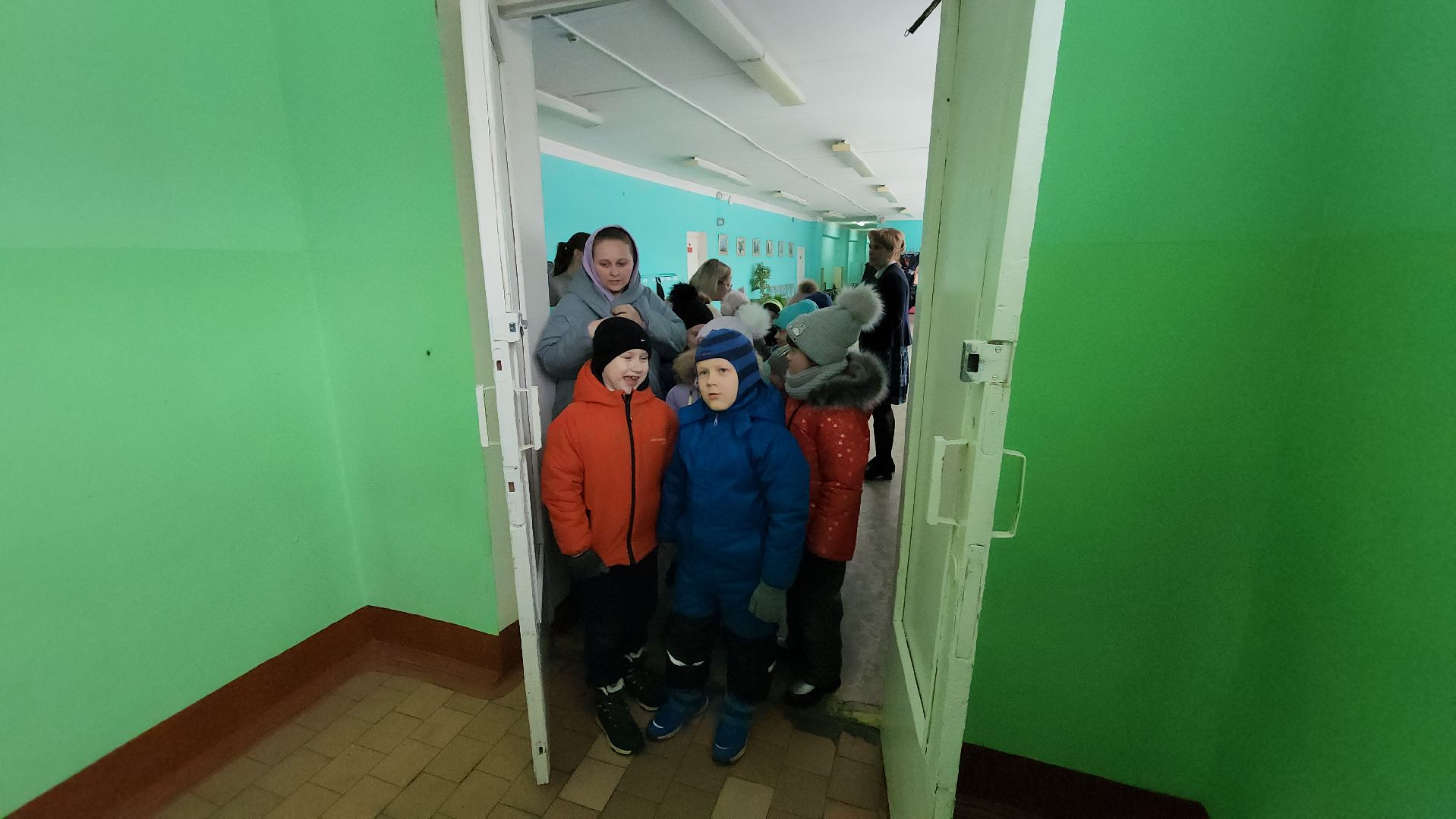 серпухов, гимназия №1, покормите птиц зимой, кормушка для птиц, акция, экология,