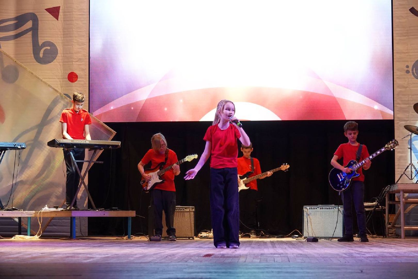 Сергиев Посад, Культура, Дворец культуры, Юбилей, Творчество, Перемены, Молодежь, Танцы, Вокал, Выставка,