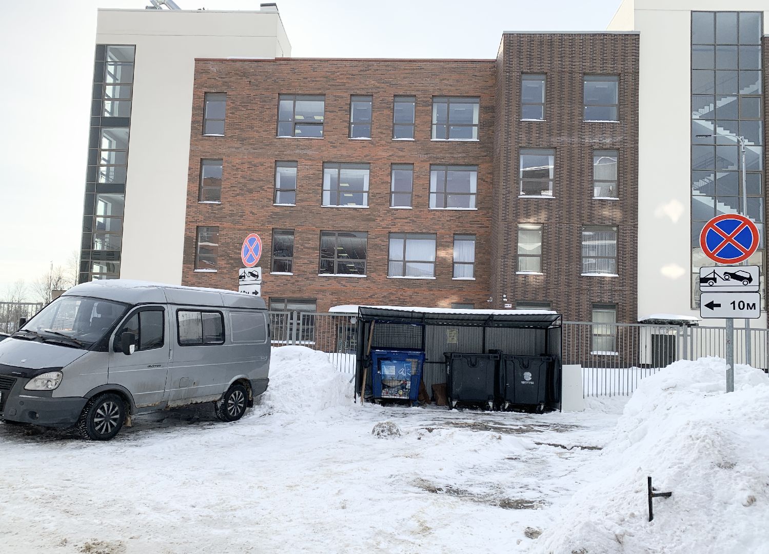 Балашиха, Подмосковье, контейнерные площадки, знаки запрета парковки, Дорожные знаки, густ,