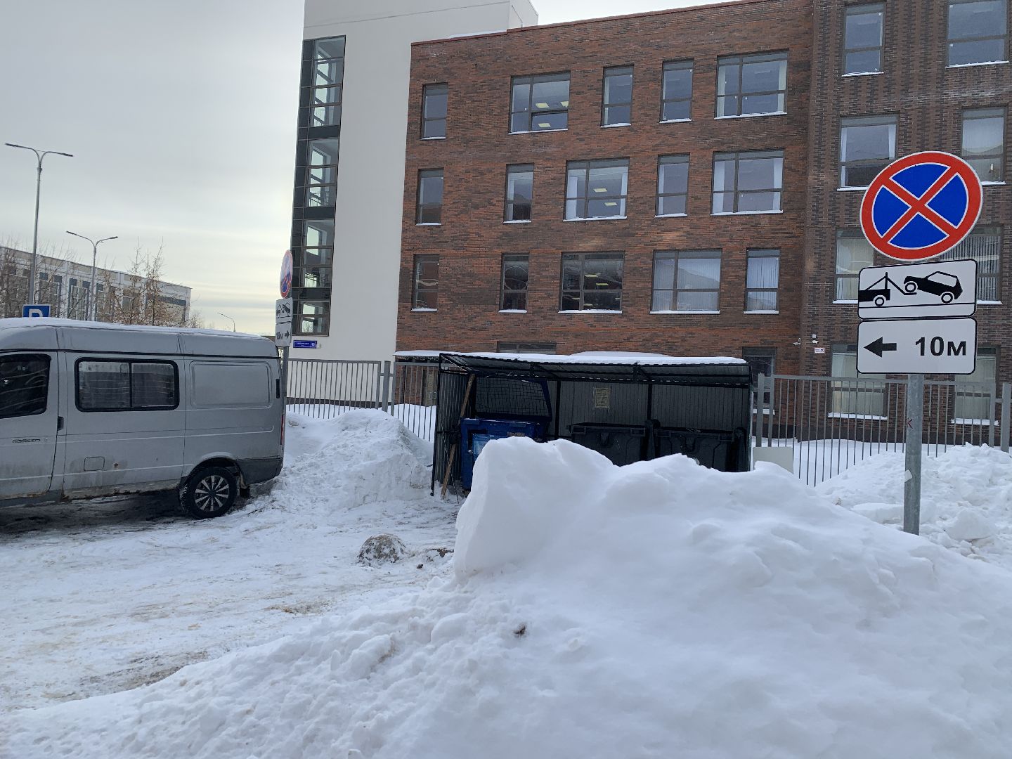Балашиха, Подмосковье, контейнерные площадки, знаки запрета парковки, Дорожные знаки, густ,