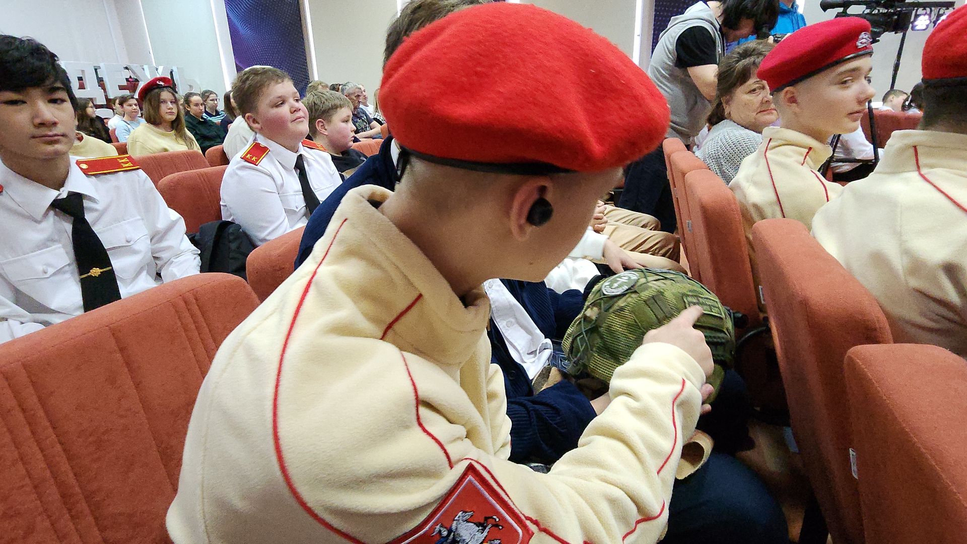 электросталь, мой город, молодежь, молодежь электростали, акция, проект, молодежный центр, встреча, встреча с молодежью, юнармейцы, юнармия, юнармеец,