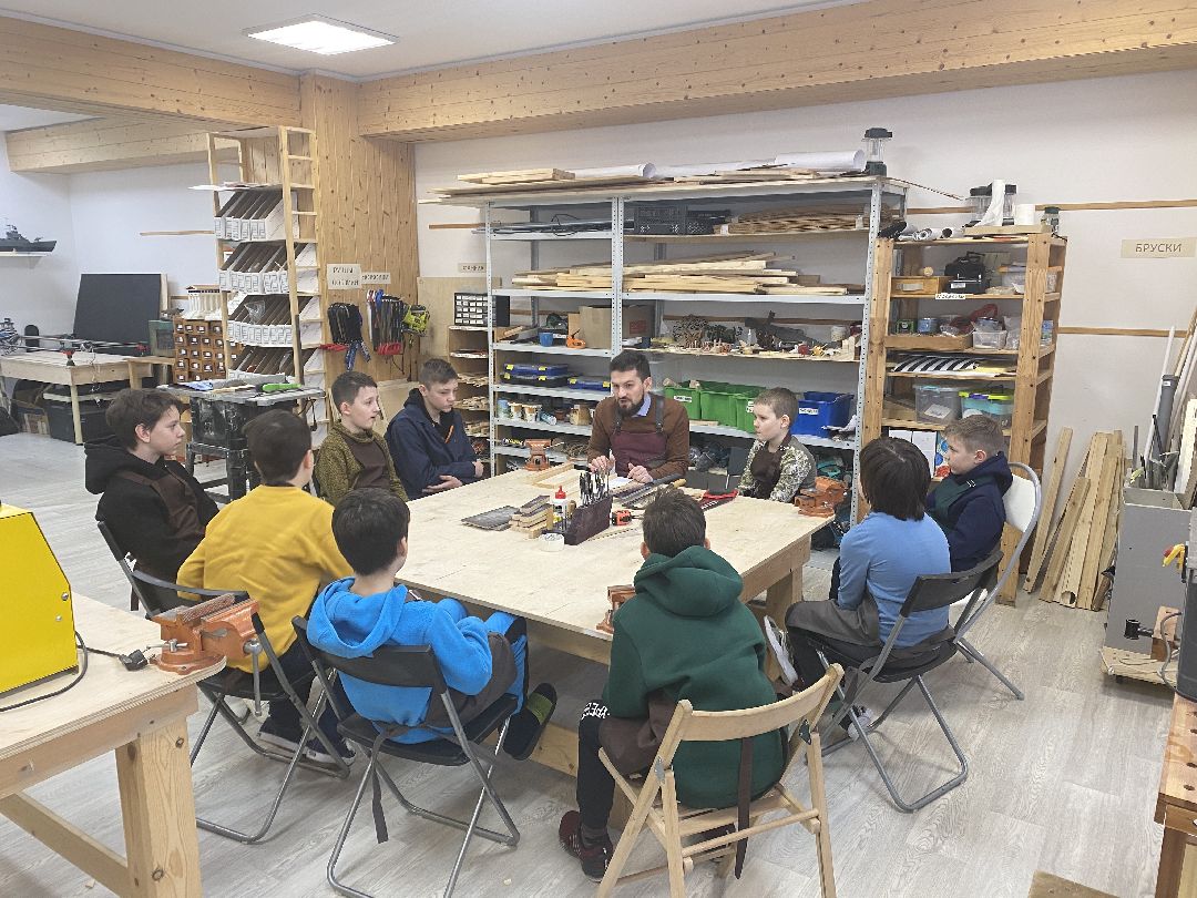 Долгопрудный, общество