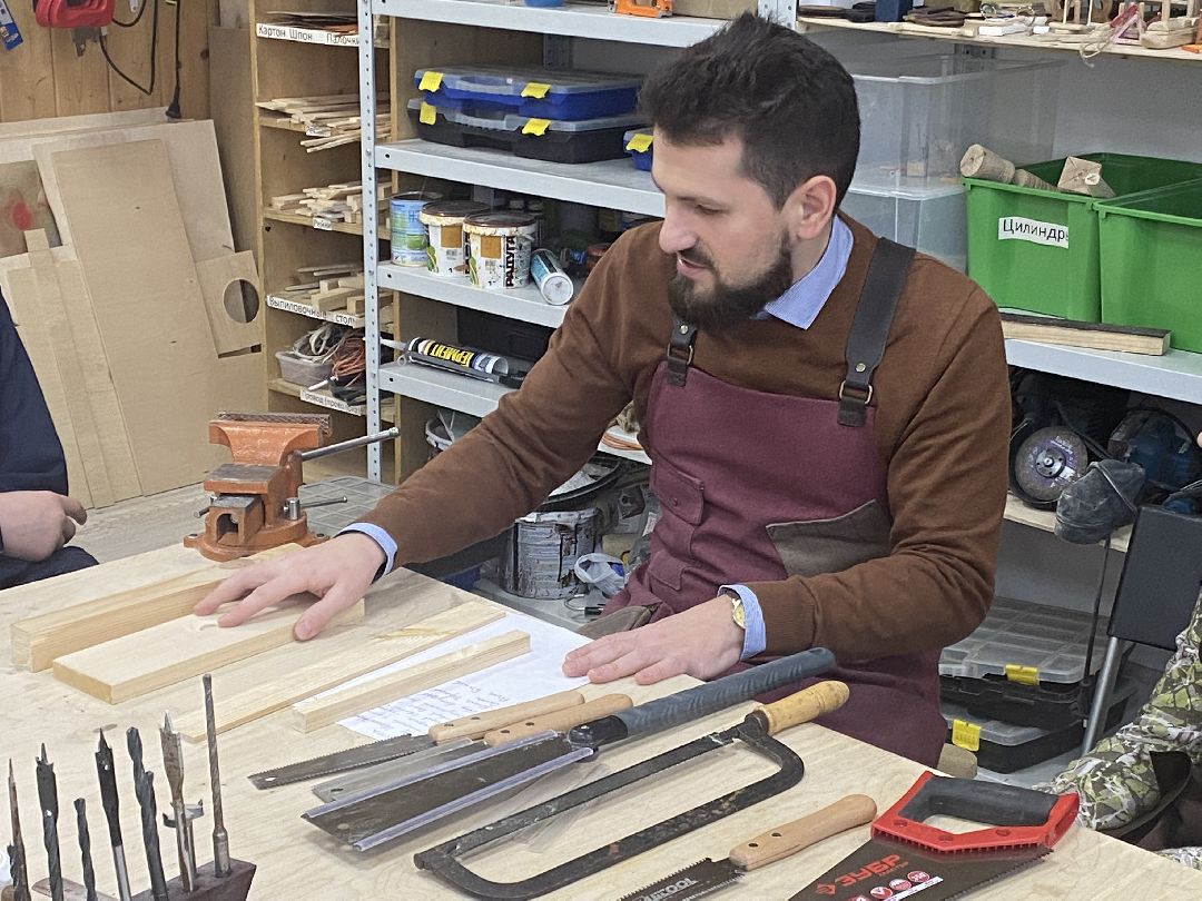 Долгопрудный, общество